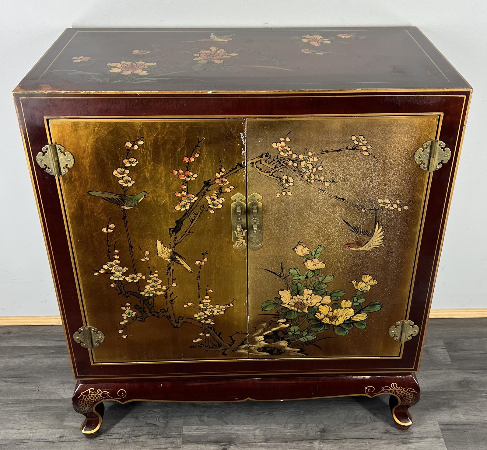 Cabinet Vintage Chinese Hand Painted Floral Bird Lacquer Sideboard (1 of 24)
