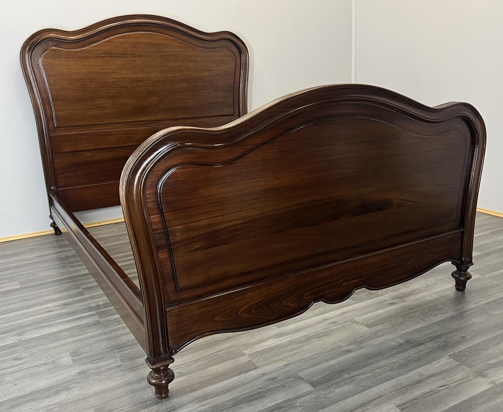 Amazing Rare Carved French Antique Double Bed (1 of 8) Amazing Rare Carved French Antique Double Bed (1 of 8)