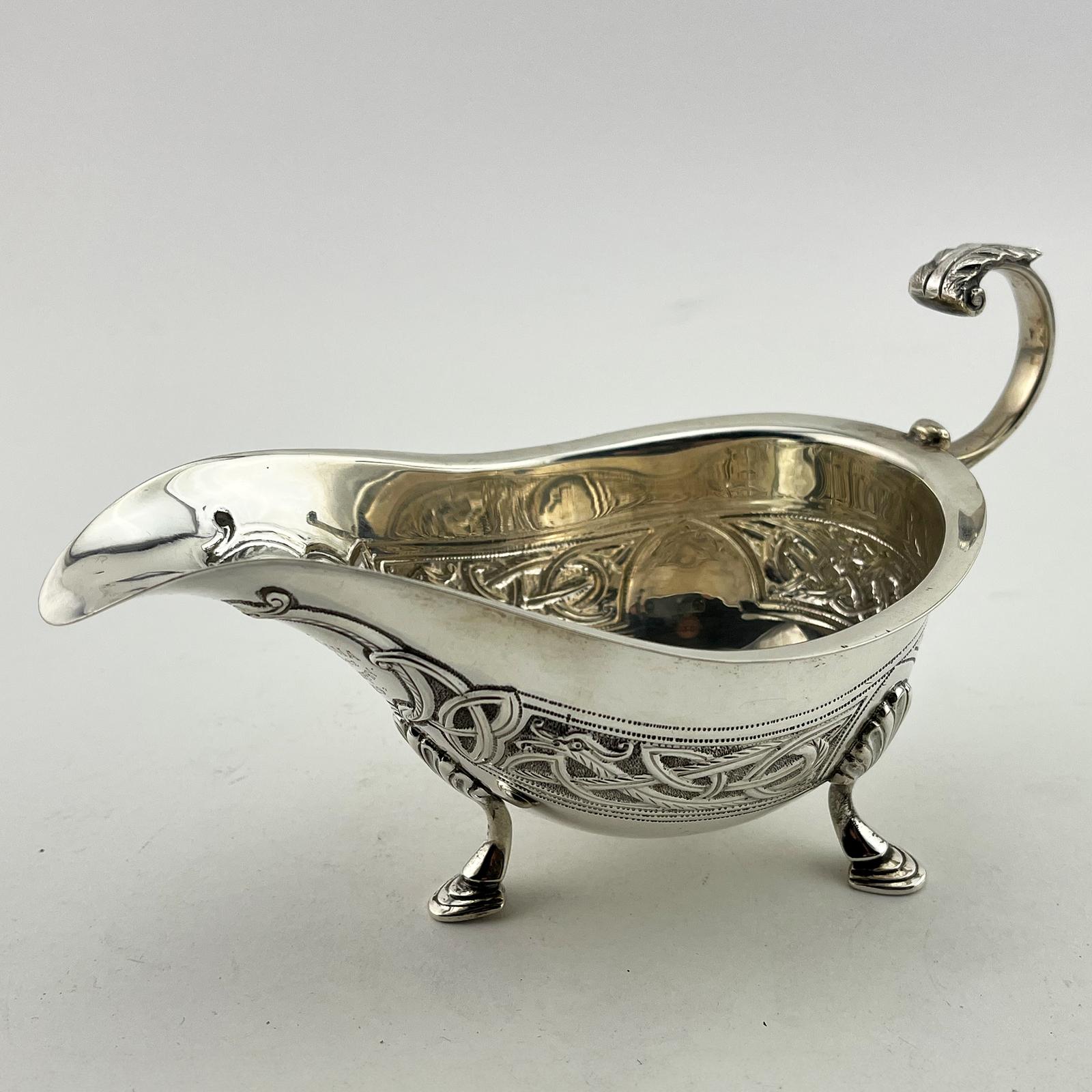 Irish Silver Sauce Boat with Repousse Celtic Style Decoration (1 of 7) Irish Silver Sauce Boat with Repousse Celtic Style Decoration (1 of 7)