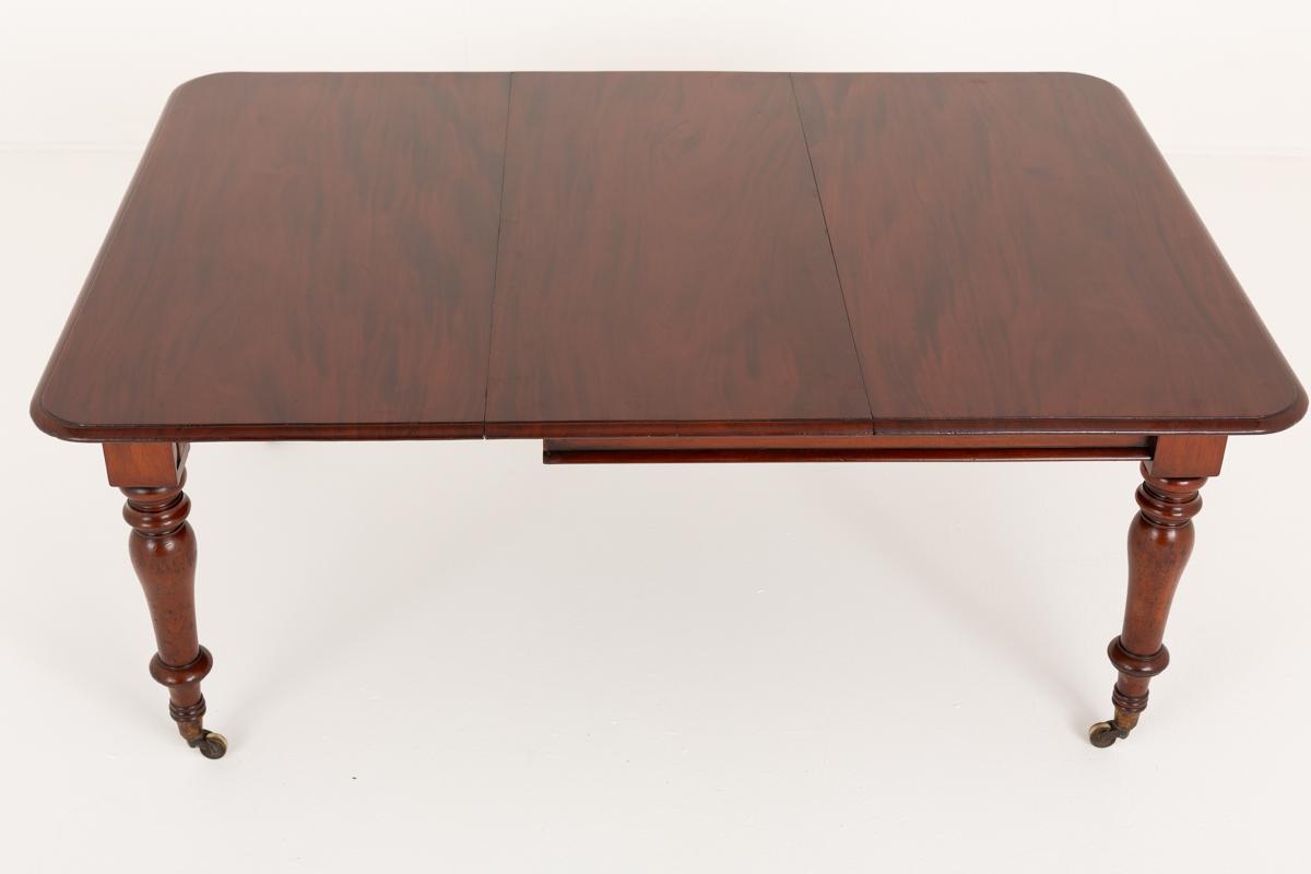 Victorian Mahogany Extending Dining Table (1 of 8) Victorian Mahogany Extending Dining Table (1 of 8)