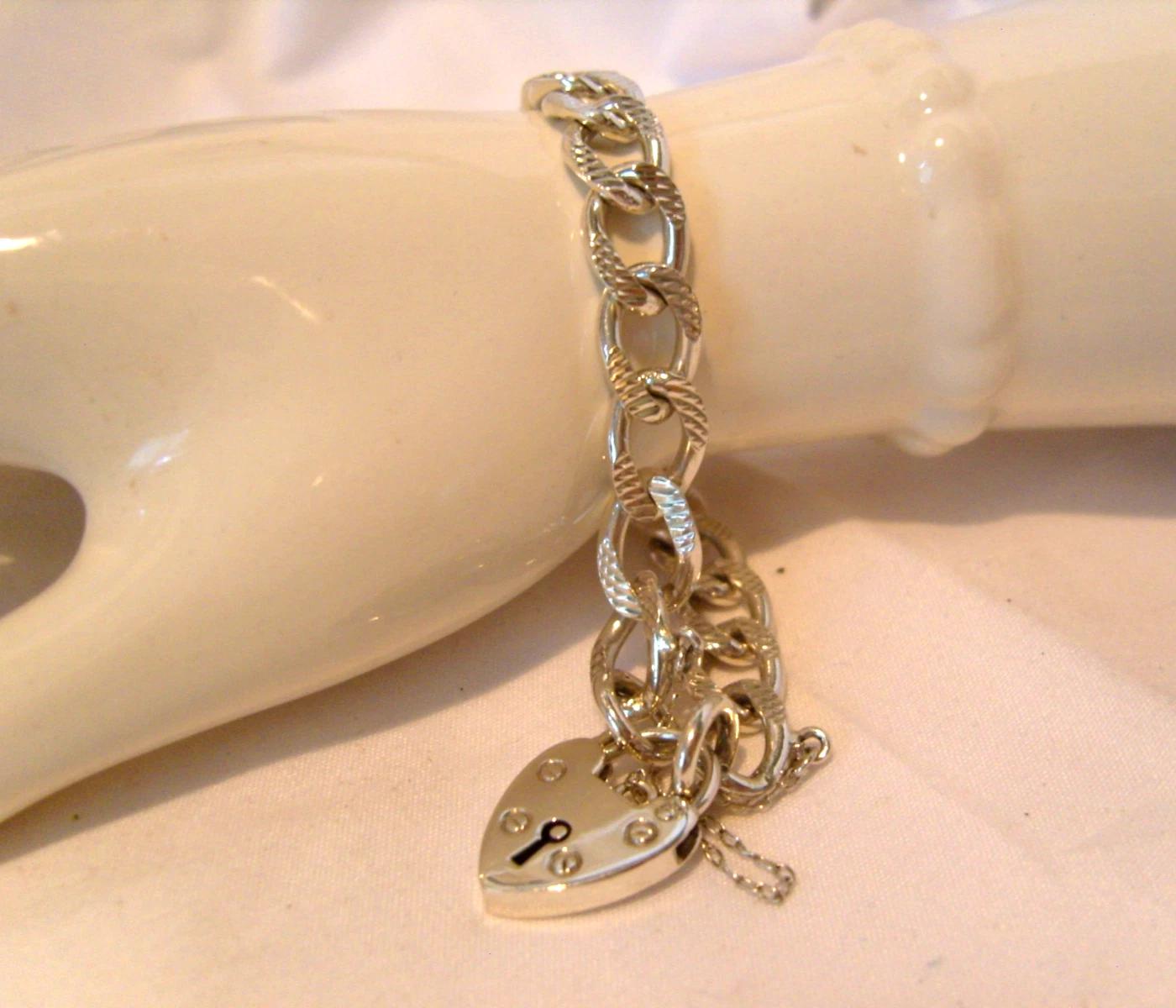 Bracelet Sterling Silver Vintage 1978 Fancy Curb Link With Love Heart Padlock (1 of 16) Bracelet Sterling Silver Vintage 1978 Fancy Curb Link With Love Heart Padlock (1 of 16)