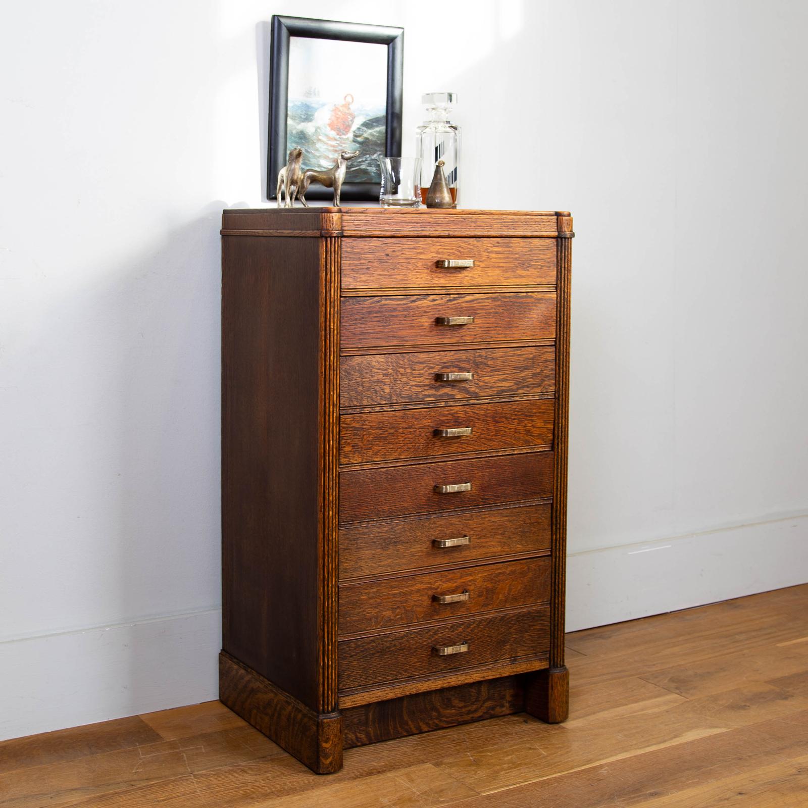 Attractive 1930s Oak Chest of 8 Drawers Office Cabinet (1 of 15) Attractive 1930s Oak Chest of 8 Drawers Office Cabinet (1 of 15)
