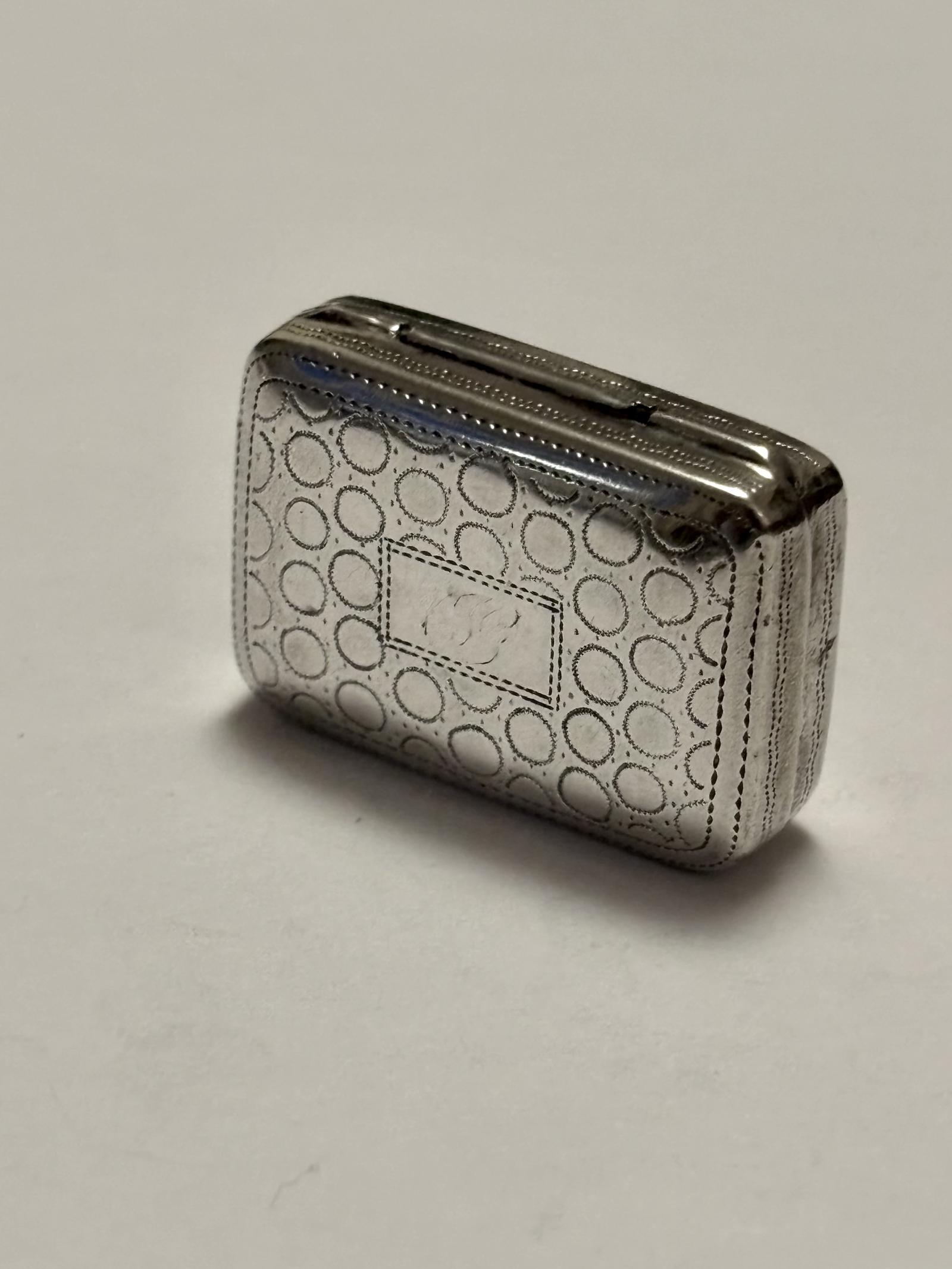 George III Silver Gilt Vinaigrette Birmingham 1814 John Shaw Bubble Design (1 of 12) George III Silver Gilt Vinaigrette Birmingham 1814 John Shaw Bubble Design (1 of 12)