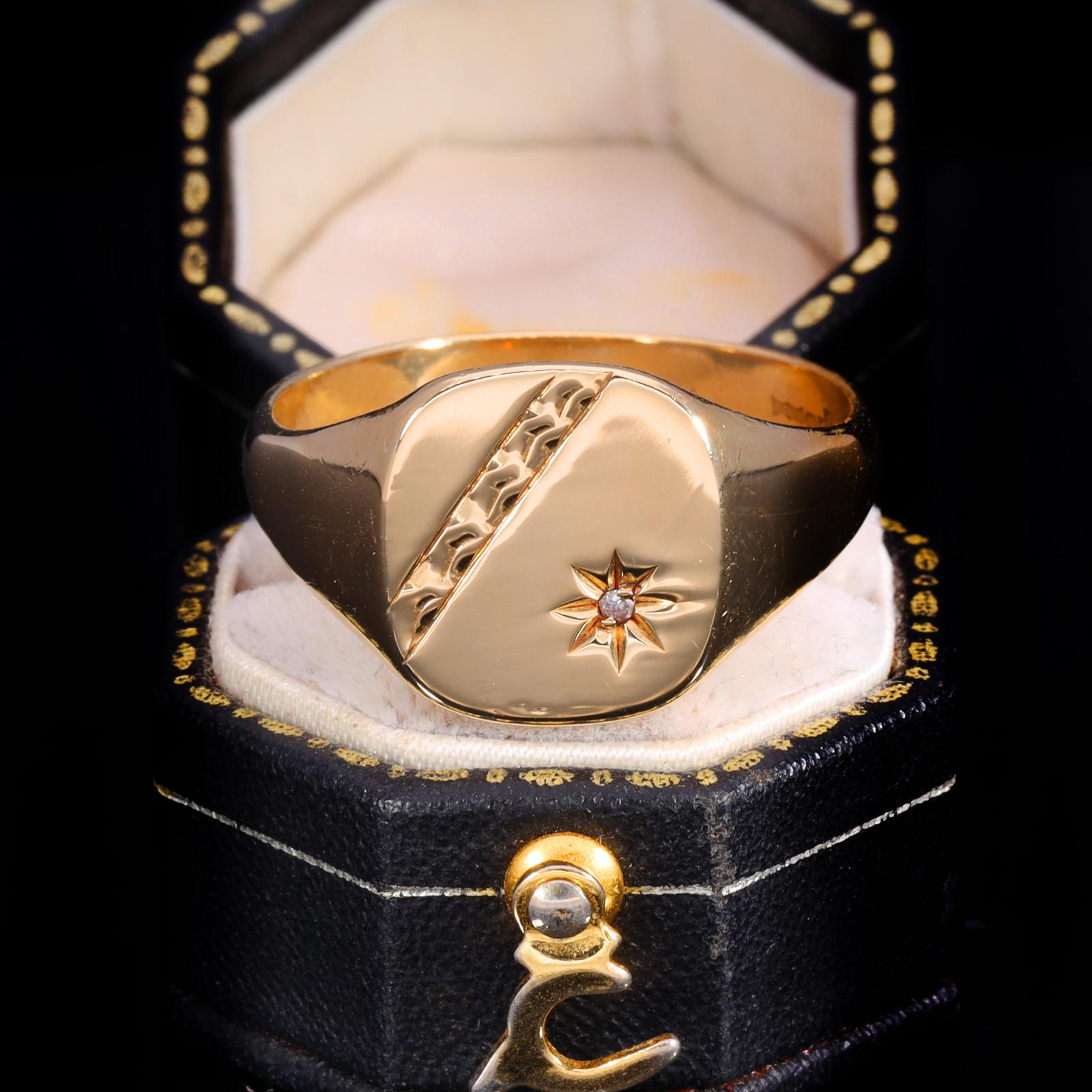 The Vintage 9ct Gold Star Set Diamond Signet Ring (1 of 7) The Vintage 9ct Gold Star Set Diamond Signet Ring (1 of 7)