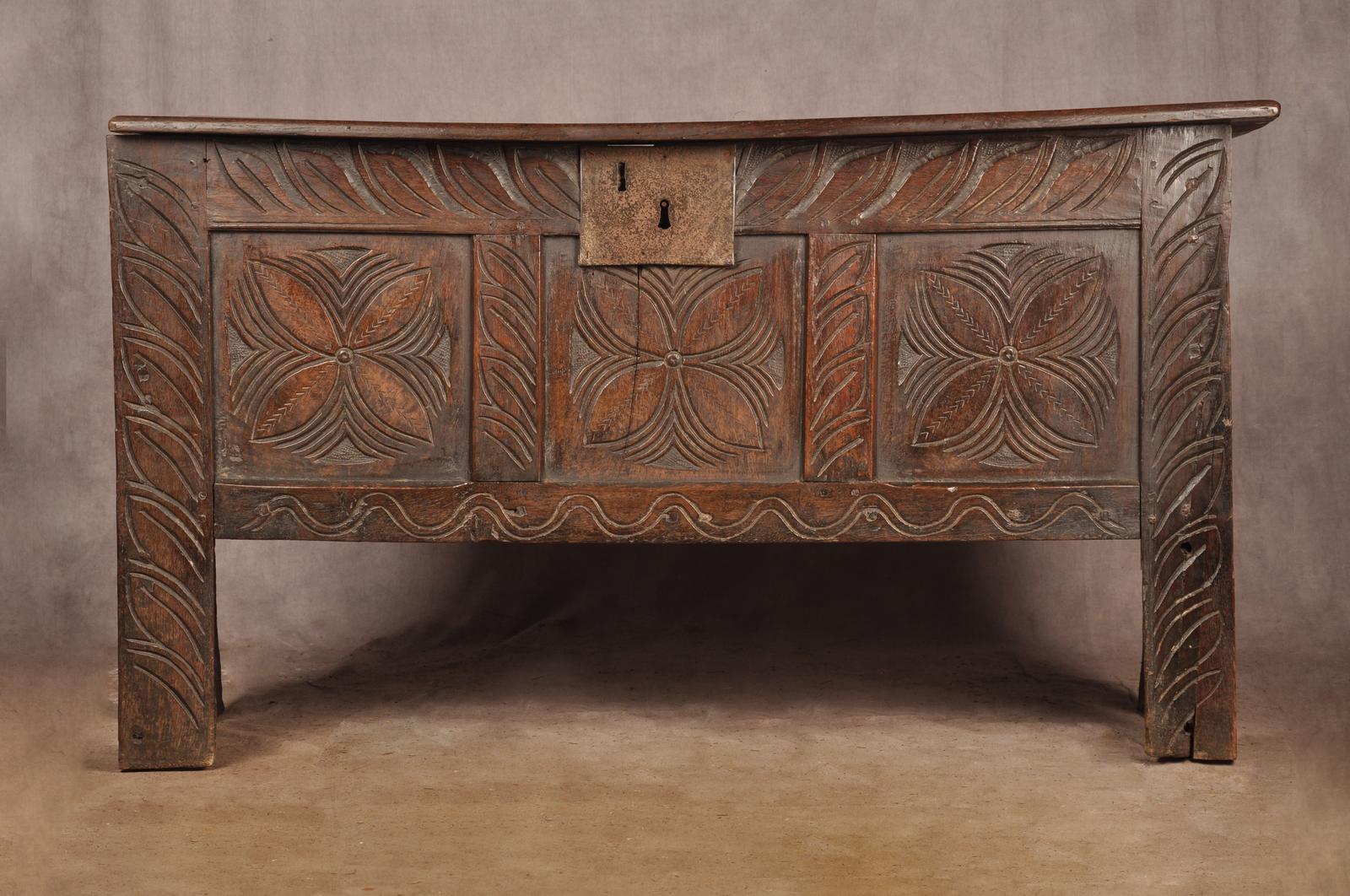 17th Century Solid Oak Plank Coffer (1 of 10)