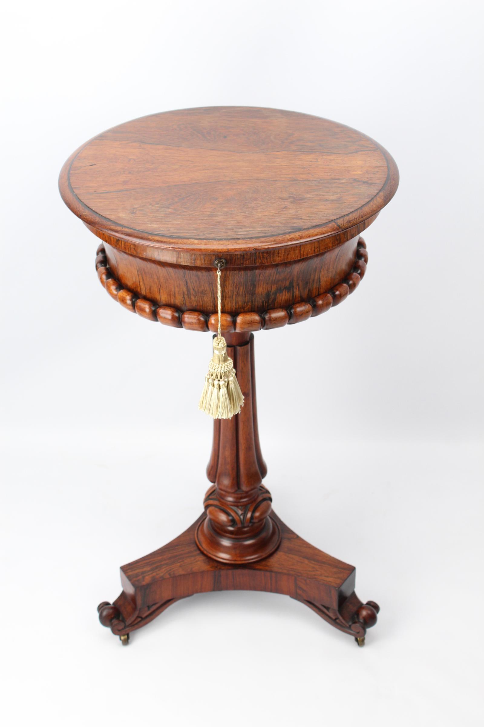 Antique William IV Rosewood Work Table / Lamp Table (1 of 17) Antique William IV Rosewood Work Table / Lamp Table (1 of 17)