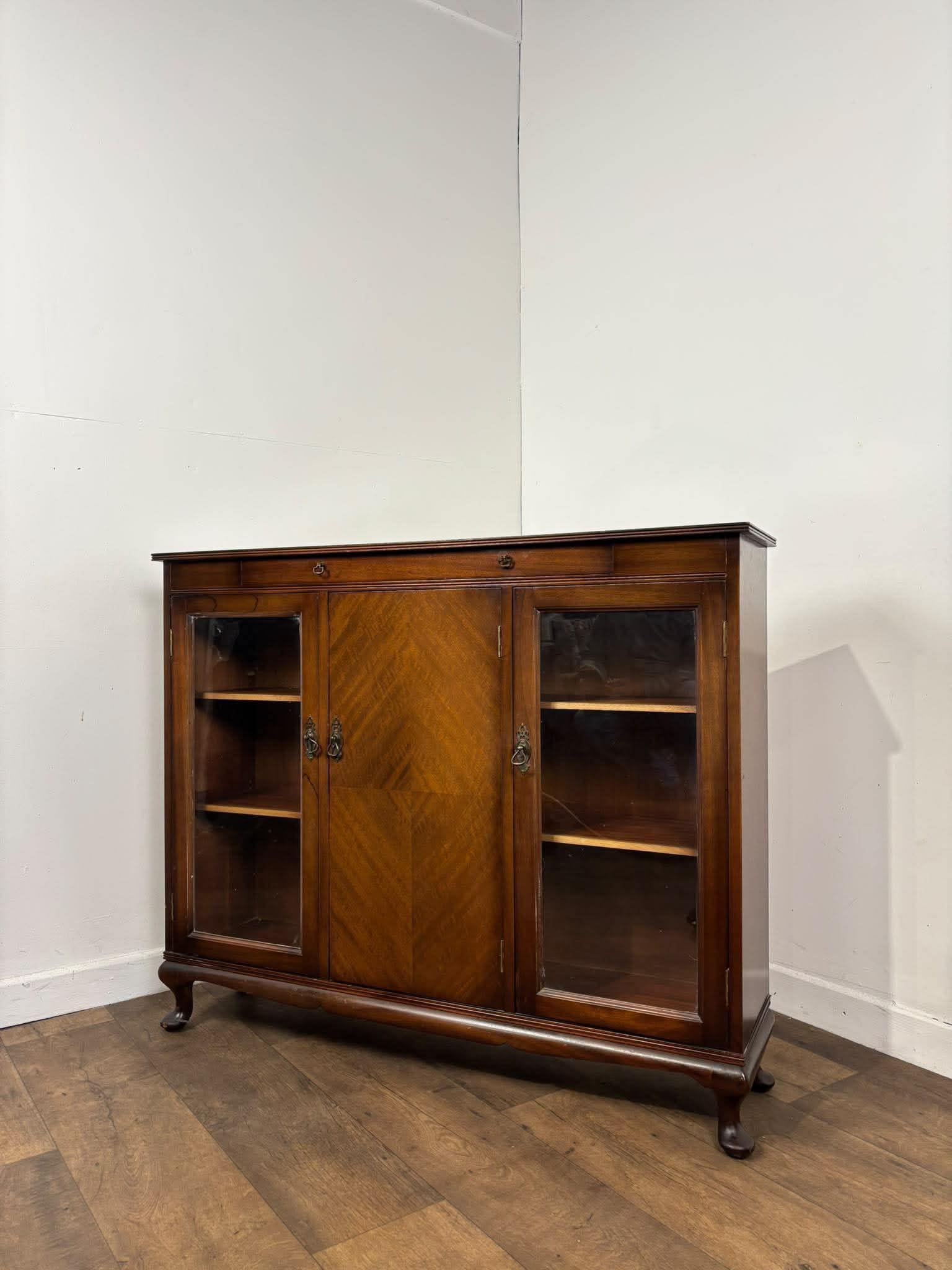 Reproduction Mahogany Glazed Bookcase (1 of 15) Reproduction Mahogany Glazed Bookcase (1 of 15)