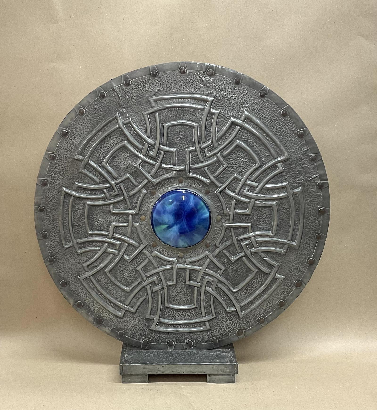 Arts & Crafts Pewter + Blue Ruskin Fire Screen Celtic Knot Border Antique Victorian (1 of 9) Arts & Crafts Pewter + Blue Ruskin Fire Screen Celtic Knot Border Antique Victorian (1 of 9)