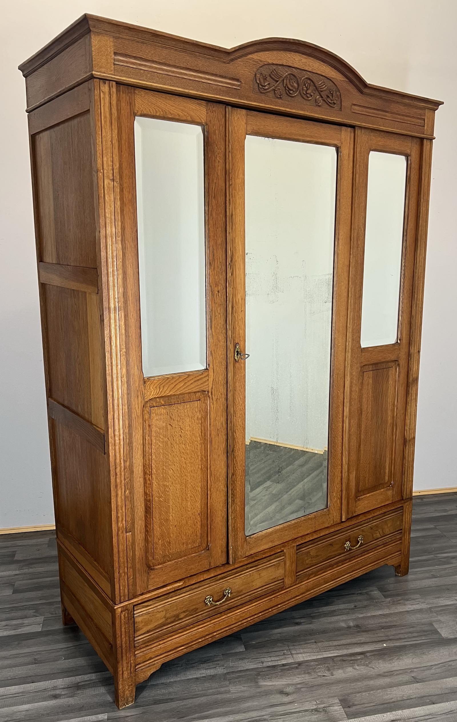 Armoire Wardrobe -antique French Oak Carved Mirrored Wardrobe (1 of 12) Armoire Wardrobe -antique French Oak Carved Mirrored Wardrobe (1 of 12)