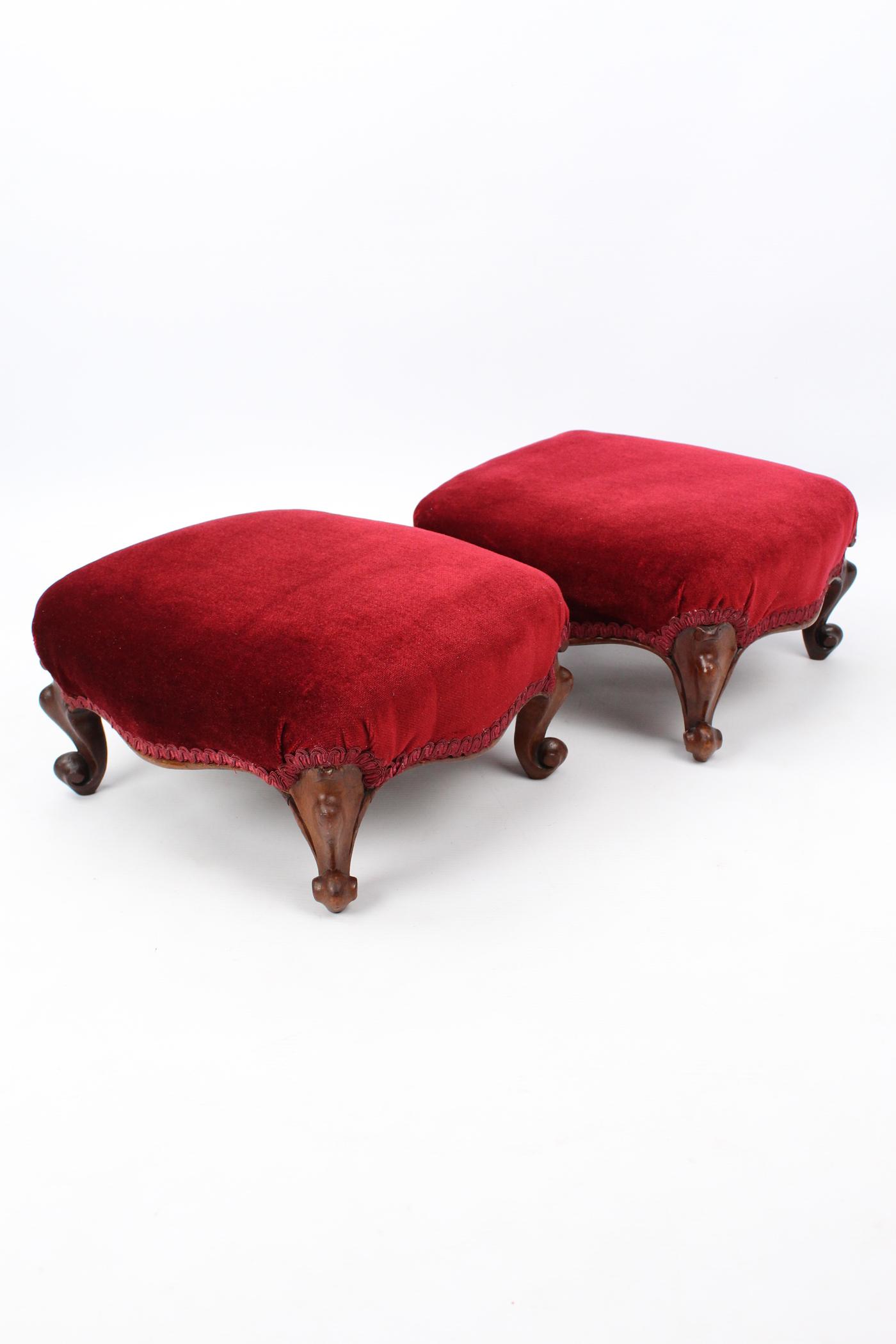 Small Pair Victorian Walnut Footstools (1 of 13) Small Pair Victorian Walnut Footstools (1 of 13)