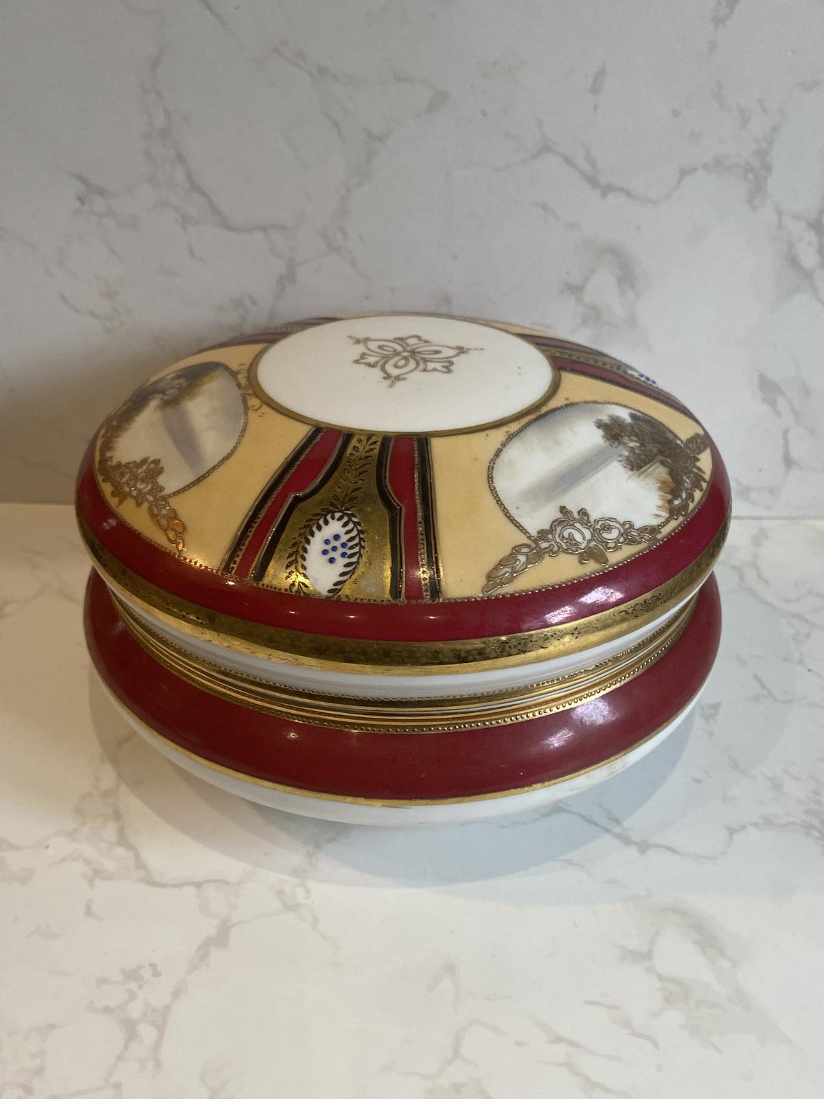 Vintage Noritake Hand Painted Lidded Powder Bowl Trinket Box (1 of 4) Vintage Noritake Hand Painted Lidded Powder Bowl Trinket Box (1 of 4)