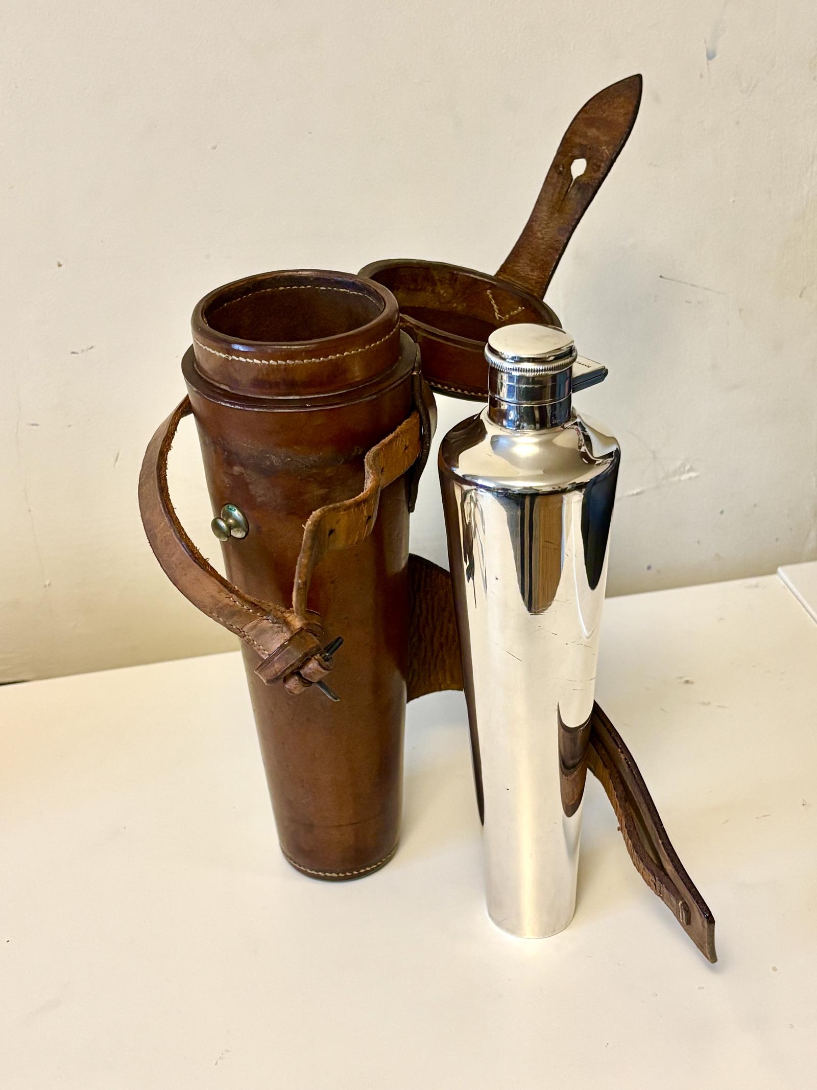 Edwardian Silver Top Hunting Equestrian Flask with Original Leather Case - Harrods (1 of 18)