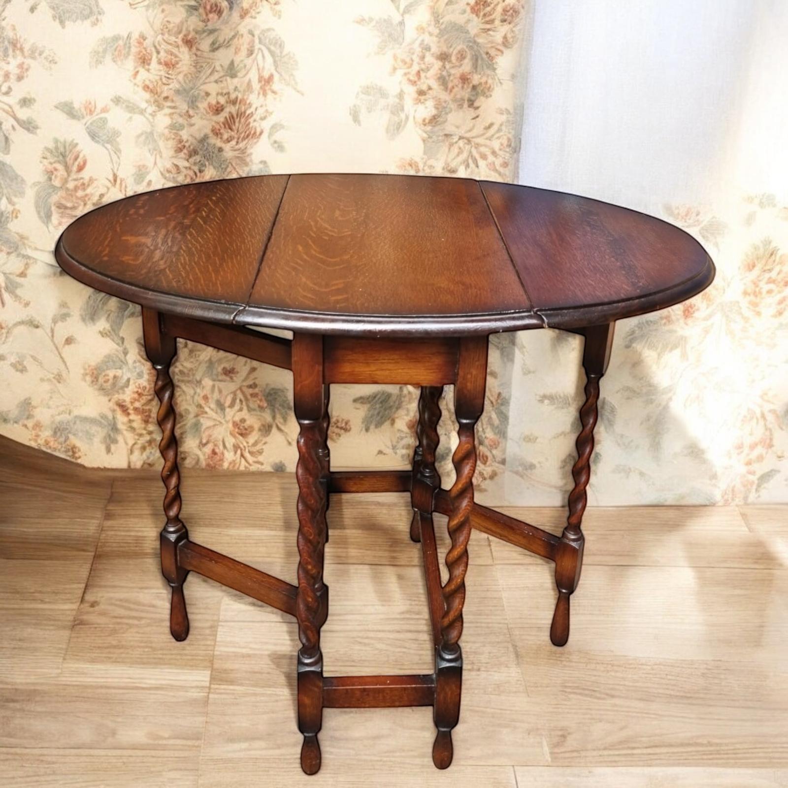 Antique English Drop Leaf Oak Table / Gateleg Barley Twist / 1910s-1930s (1 of 10)