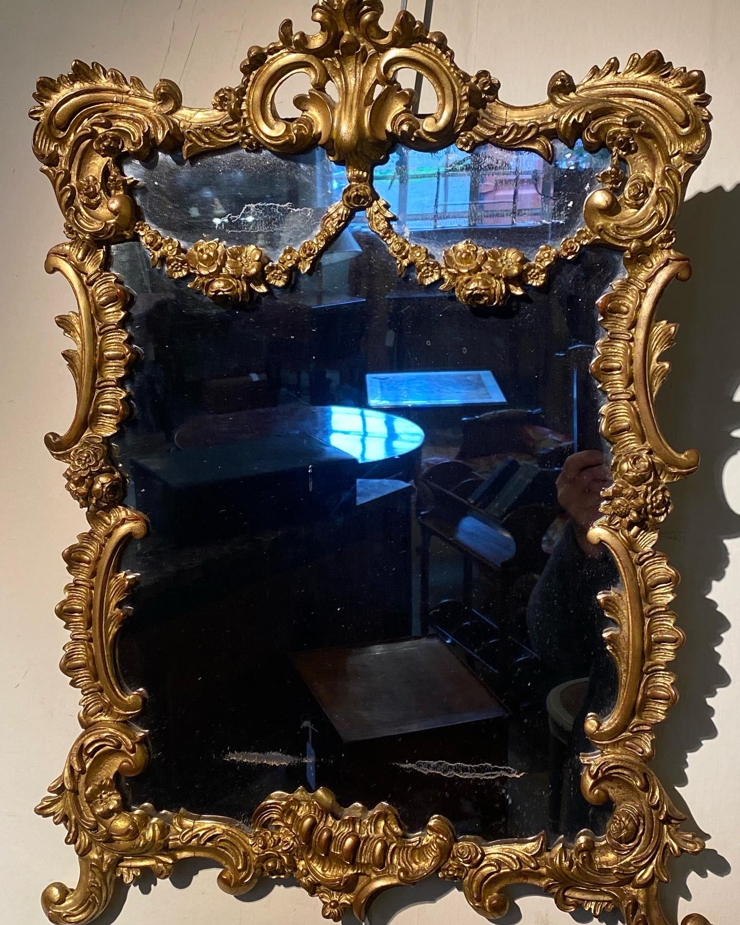 Carved Giltwood Mirror (1 of 6) Carved Giltwood Mirror (1 of 6)