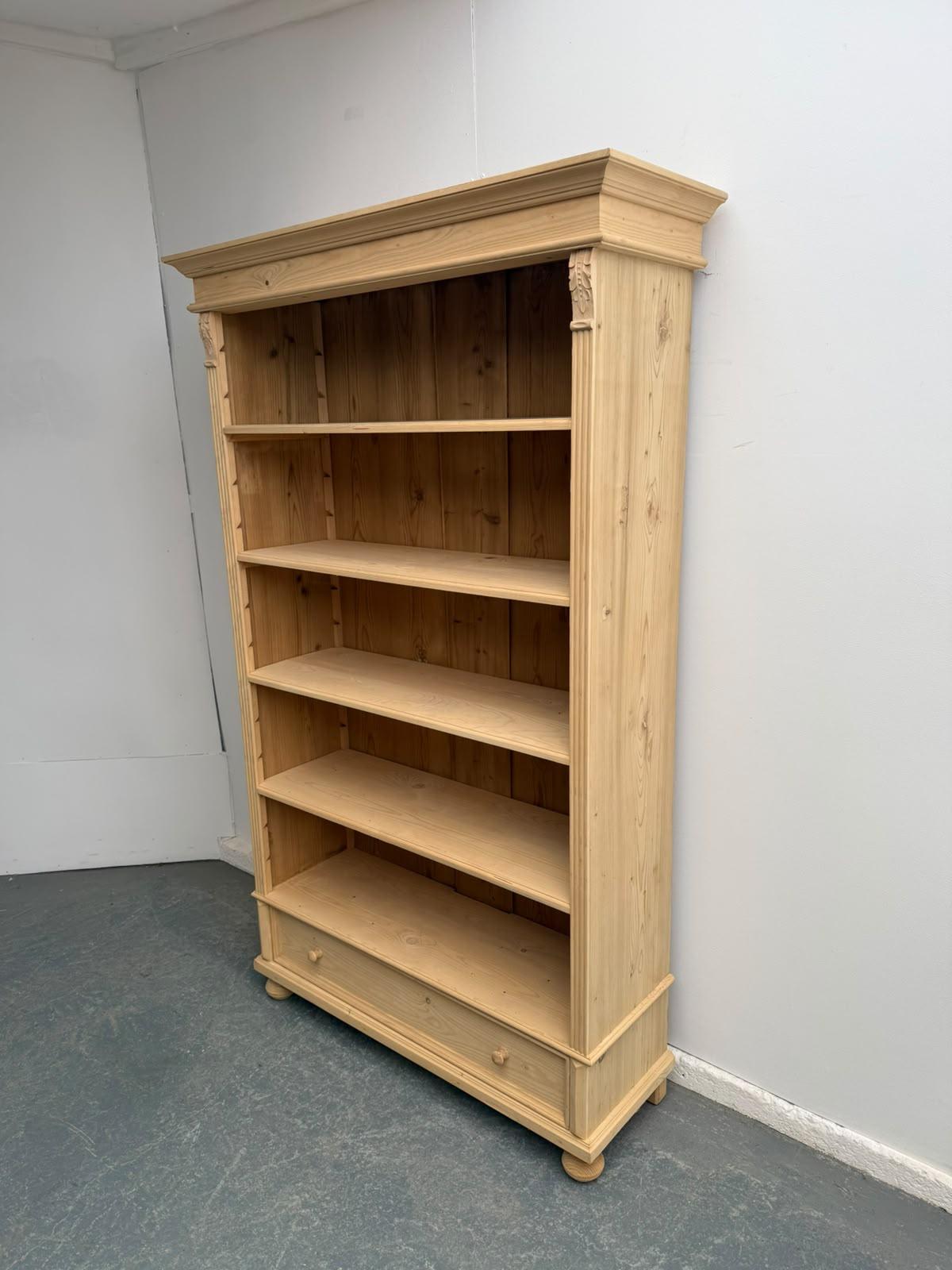 A Fabulous Large Antique /old Pine Adjustable Office Bookshelf to Wax/paint (1 of 9) A Fabulous Large Antique /old Pine Adjustable Office Bookshelf to Wax/paint (1 of 9)