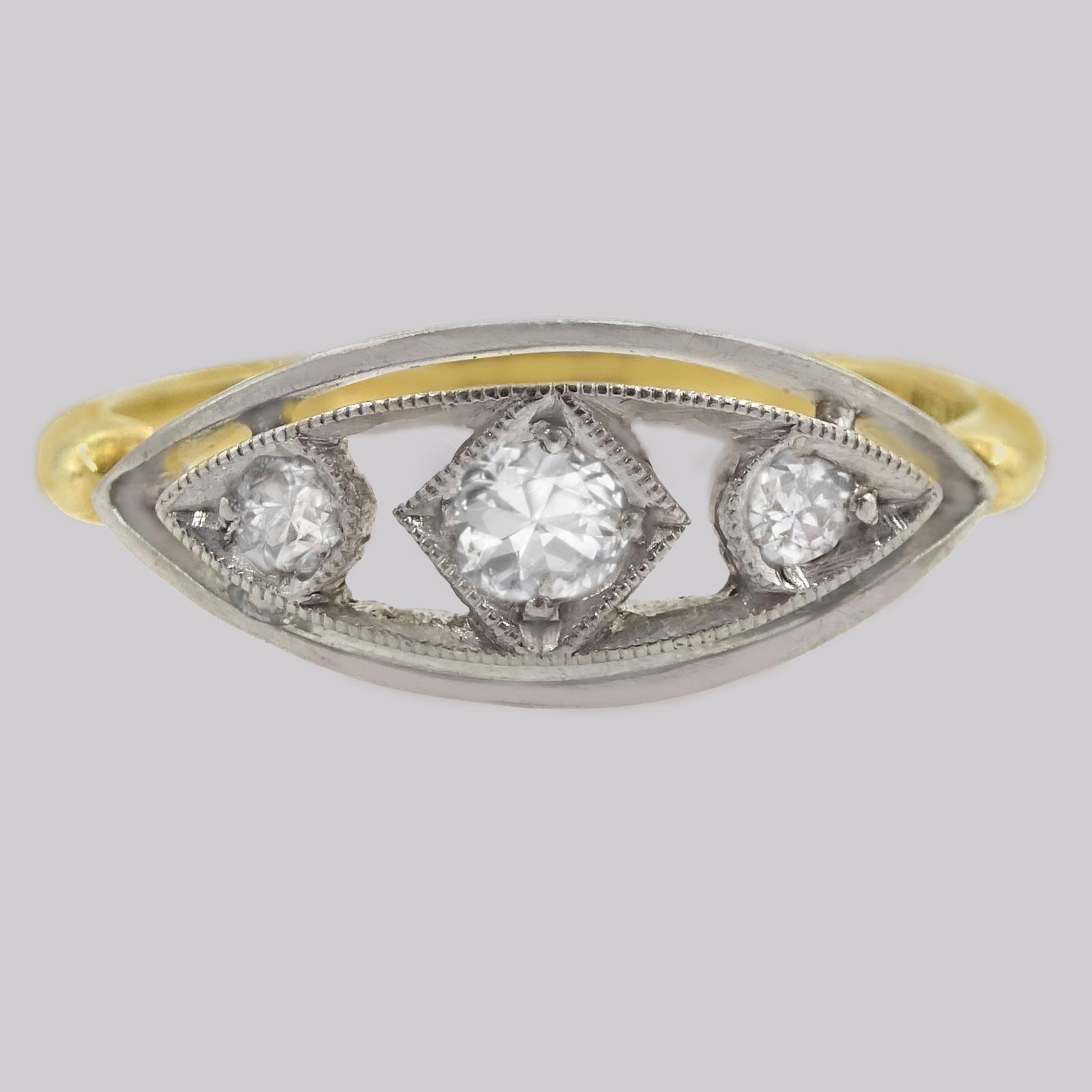 Antique Diamond Trilogy Ring 18ct Gold Vintage Old Cut Diamond Three Stone Ring (1 of 4)