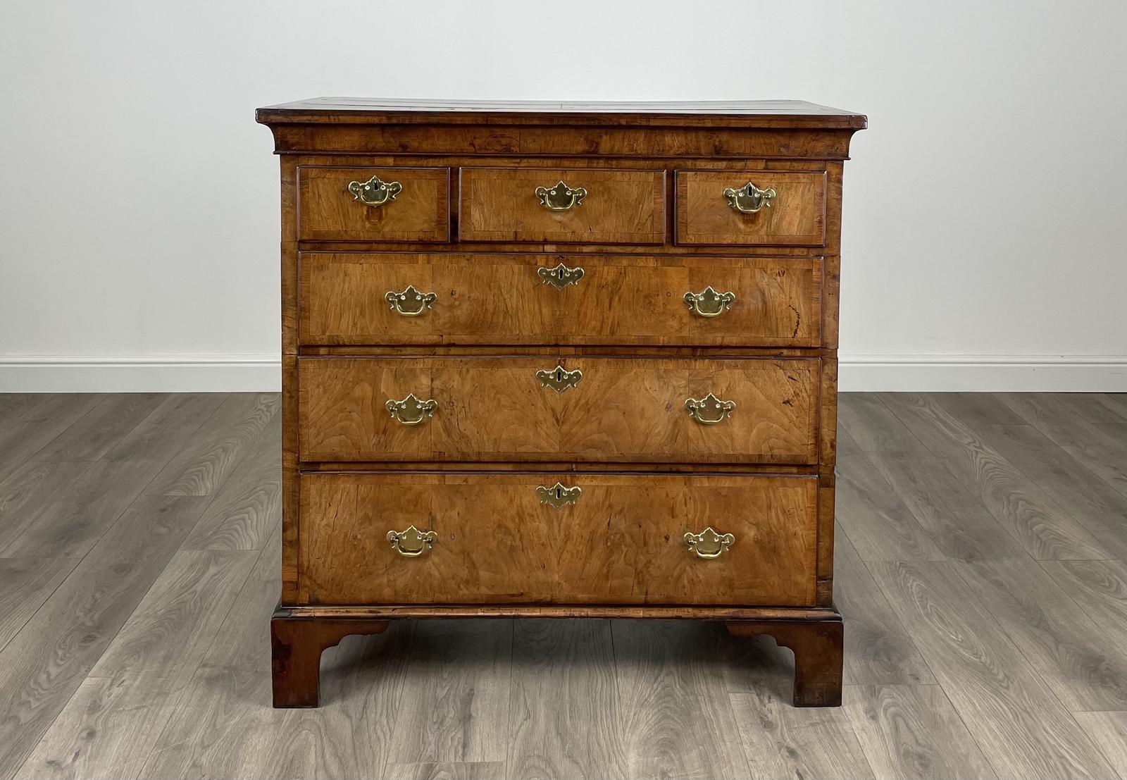 Antique 18th Century Figured Walnut Chest of Drawers (1 of 14) Antique 18th Century Figured Walnut Chest of Drawers (1 of 14)