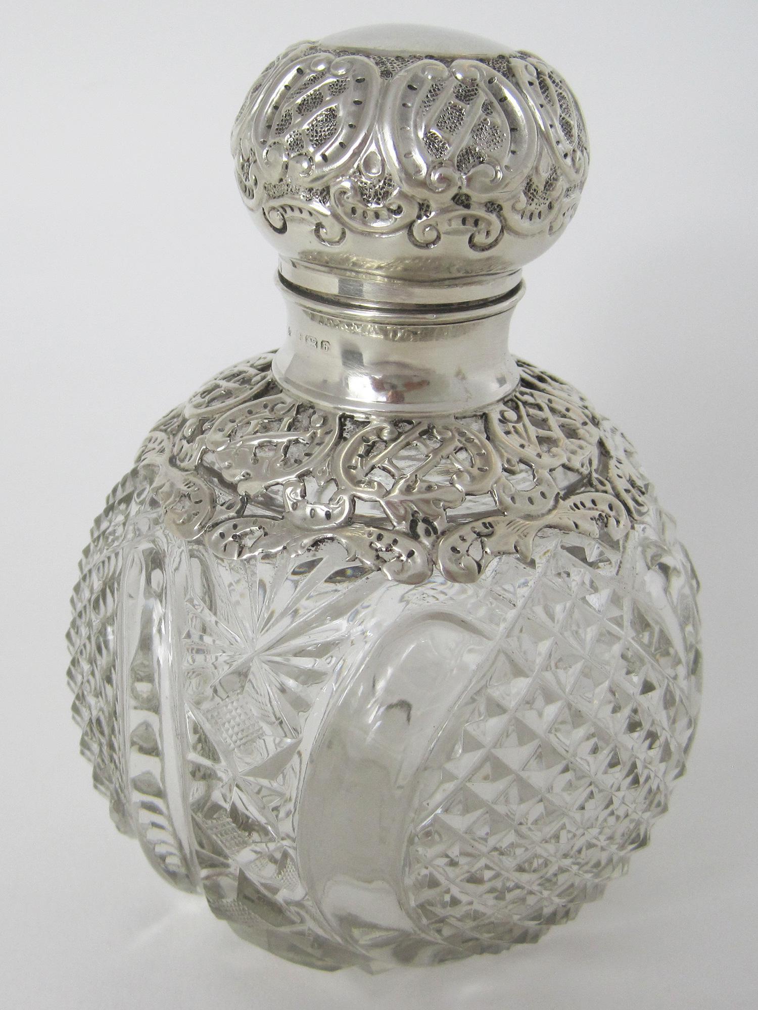 Decorative Late Victorian Silver Mounted Perfume Bottle (1 of 6)