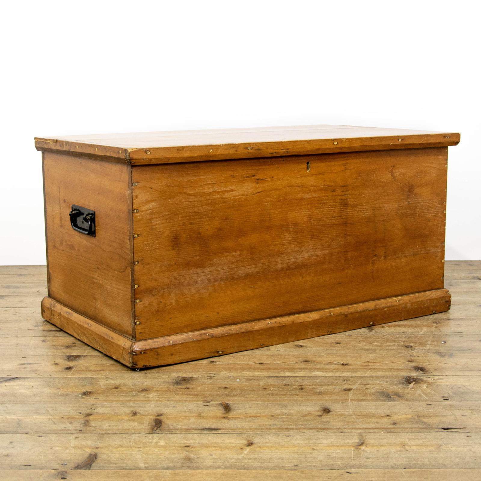 Antique Pine Trunk or Blanket Box (1 of 11) Antique Pine Trunk or Blanket Box (1 of 11)