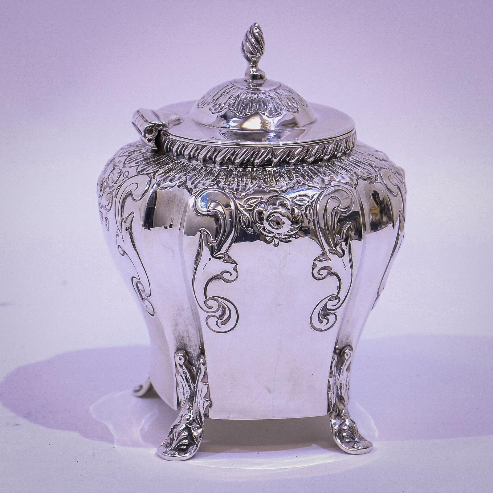 Victorian Silver Tea Caddy (1 of 7) Victorian Silver Tea Caddy (1 of 7)