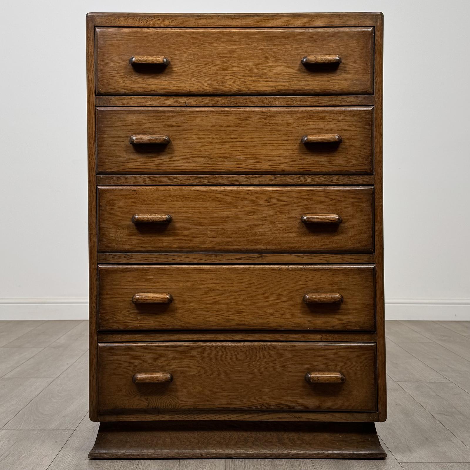Vintage 20th Century Chest of Drawers in Oak (1 of 11) Vintage 20th Century Chest of Drawers in Oak (1 of 11)