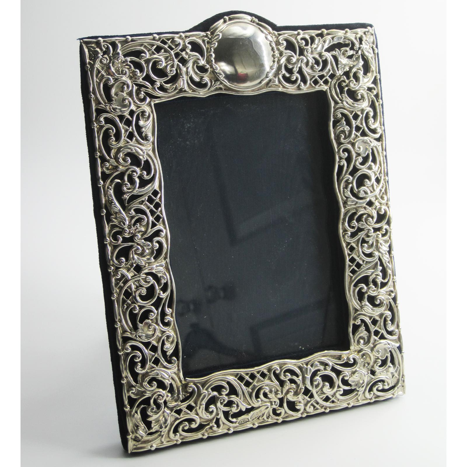Decorative Edwardian Rectangular Silver Photo Frame with Pierced Scroll & Floral Border (1 of 6) Decorative Edwardian Rectangular Silver Photo Frame with Pierced Scroll & Floral Border (1 of 6)