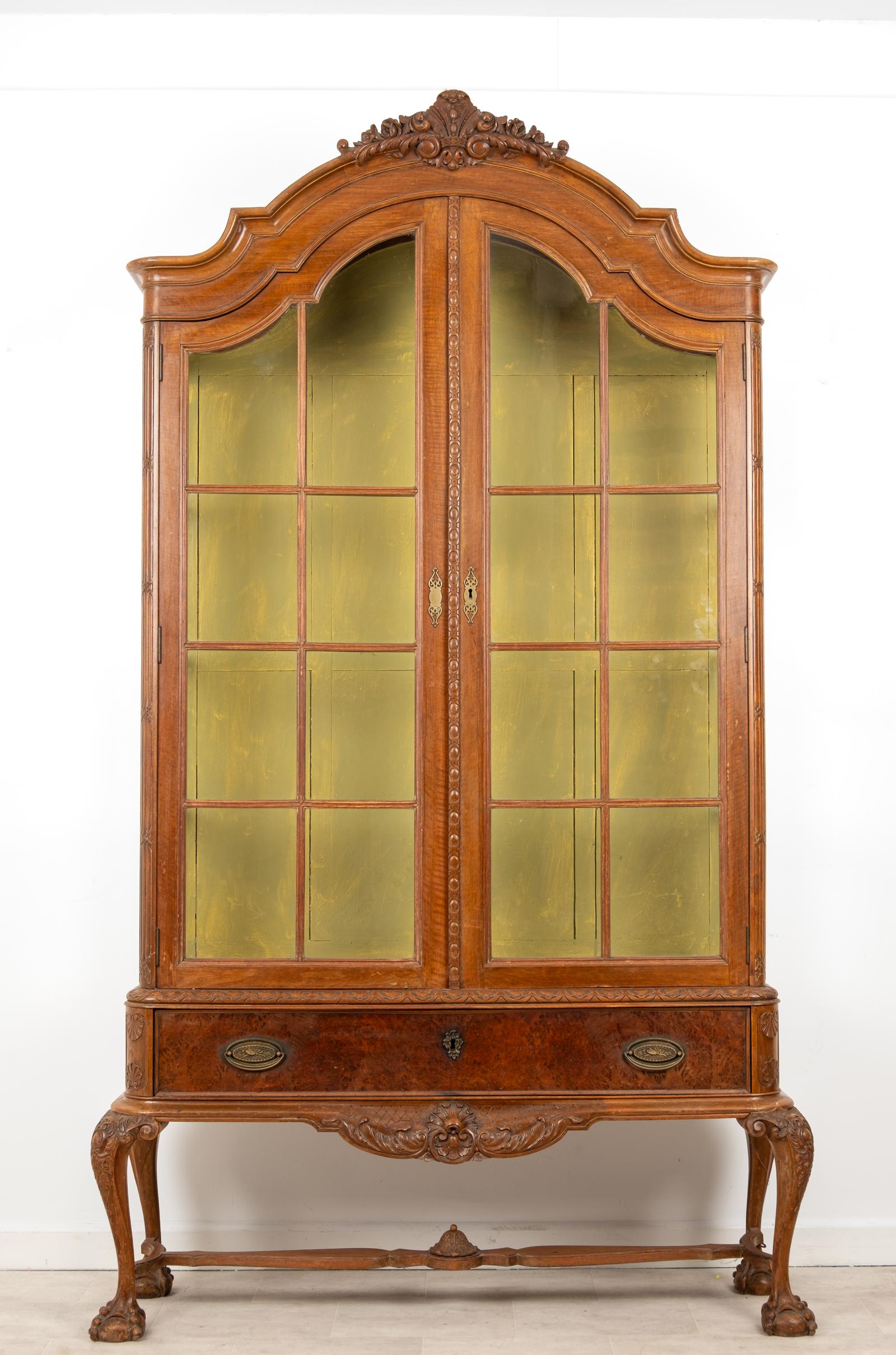 Antique Queen Anne Revival Walnut Display Cabinet Bookcase c.1900 (1 of 8) Antique Queen Anne Revival Walnut Display Cabinet Bookcase c.1900 (1 of 8)
