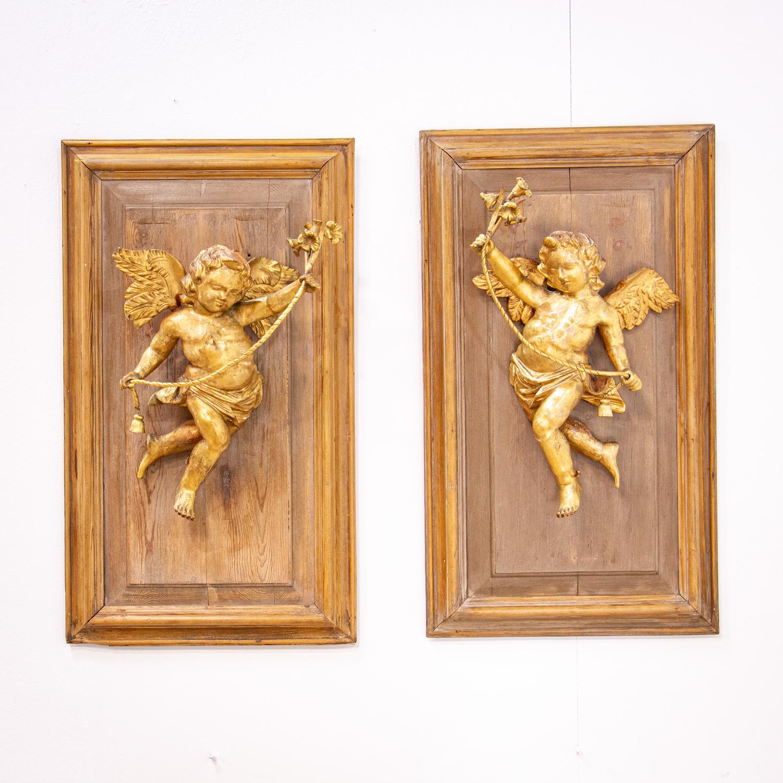 Finely Carved Pair of 18th Century Giltwood Italian Cherubs (1 of 13) Finely Carved Pair of 18th Century Giltwood Italian Cherubs (1 of 13)