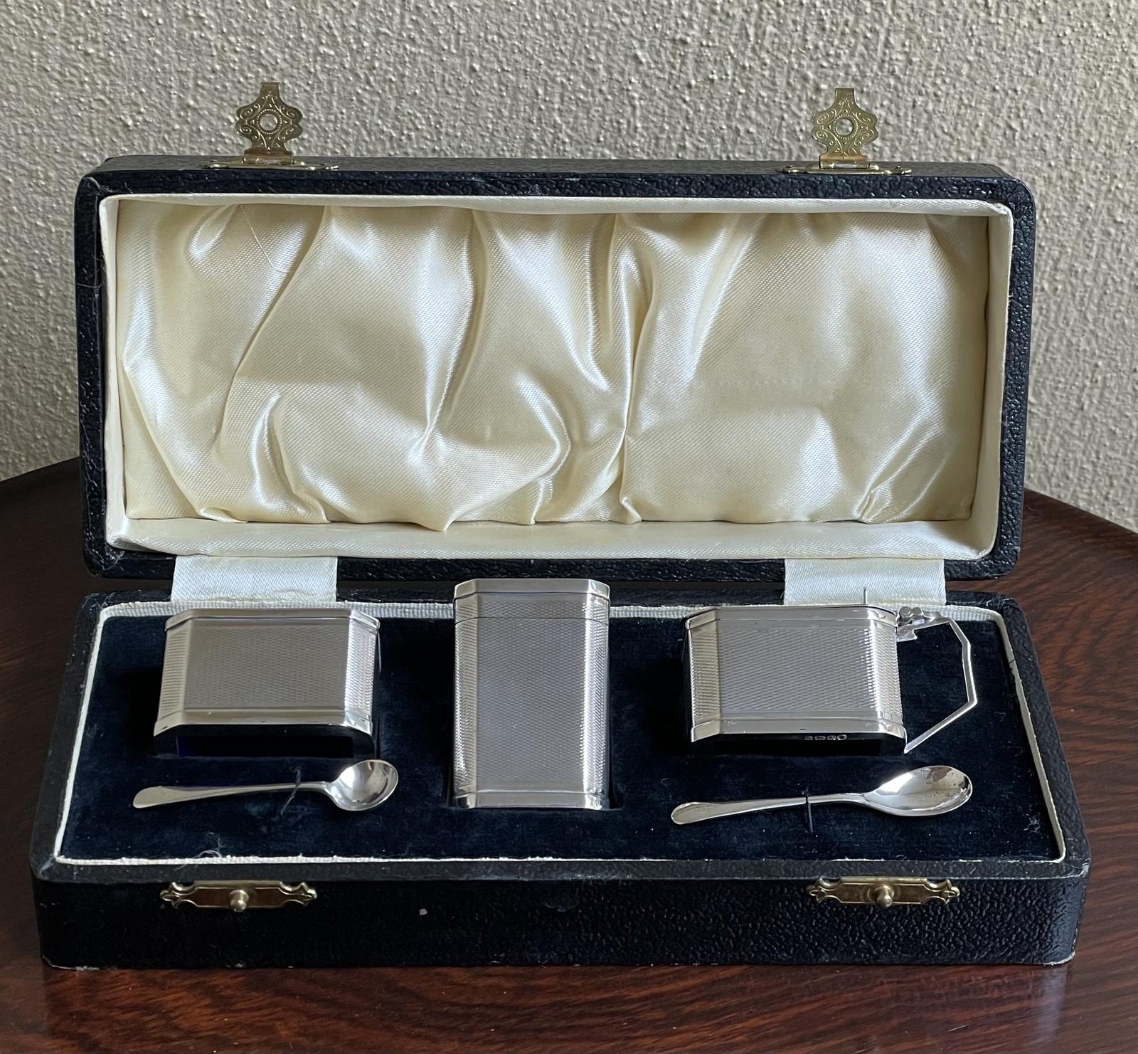 Art Deco Solid Silver Cruet Set - Birmingham 1935 (1 of 6)