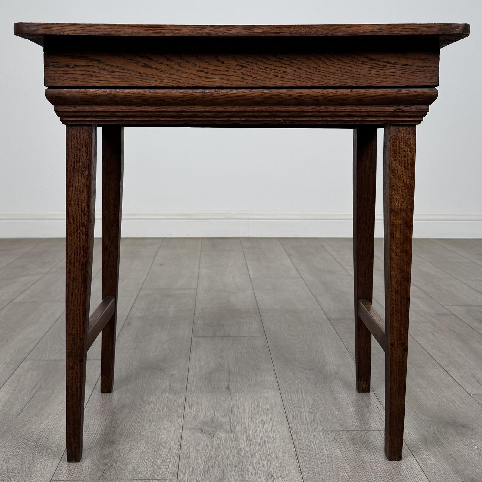 Antique 20th Century Edwardian Side Table in Oak (1 of 9) Antique 20th Century Edwardian Side Table in Oak (1 of 9)