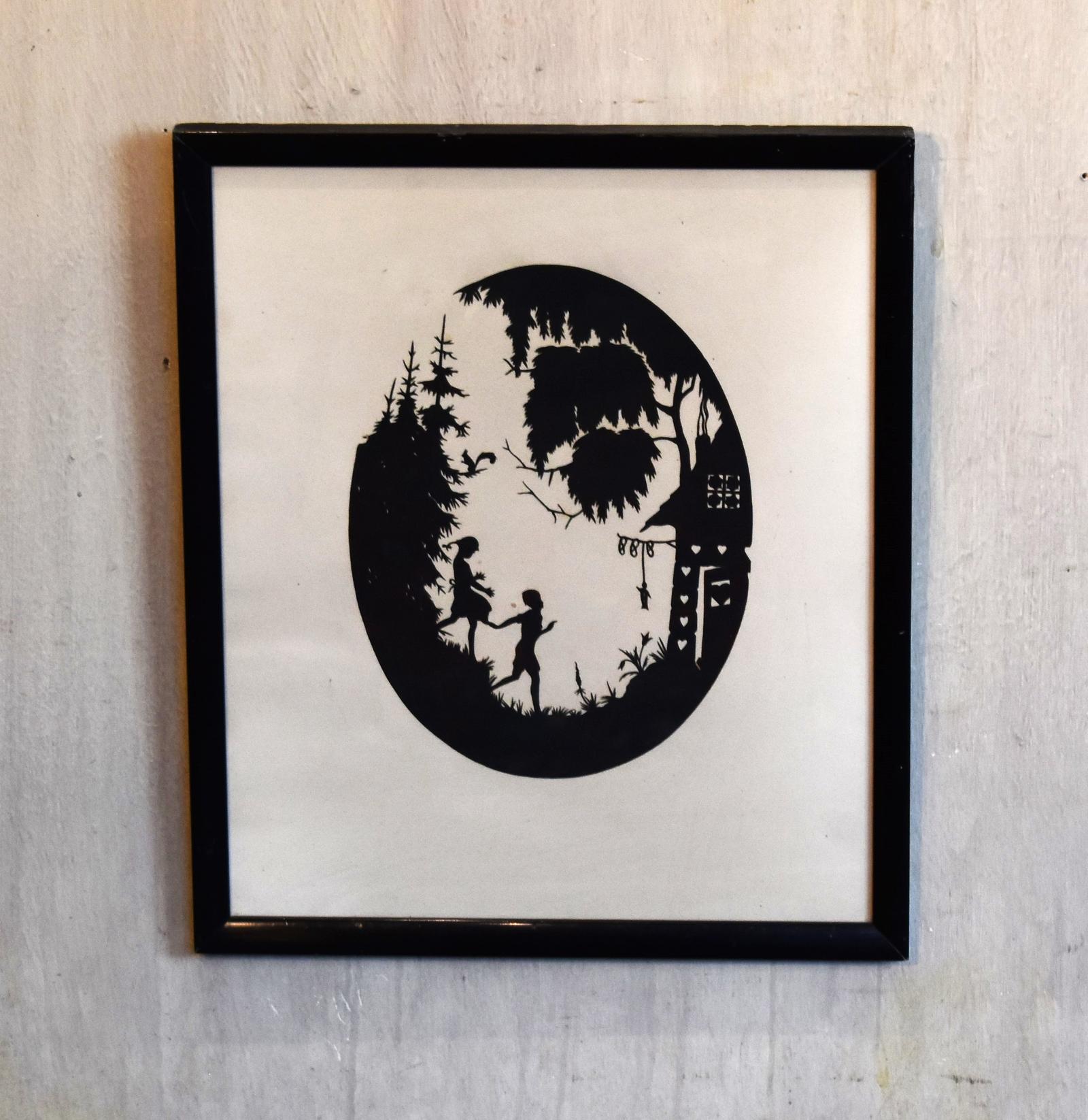 Hansel & Gretel Gothic Silhouette (1 of 3)