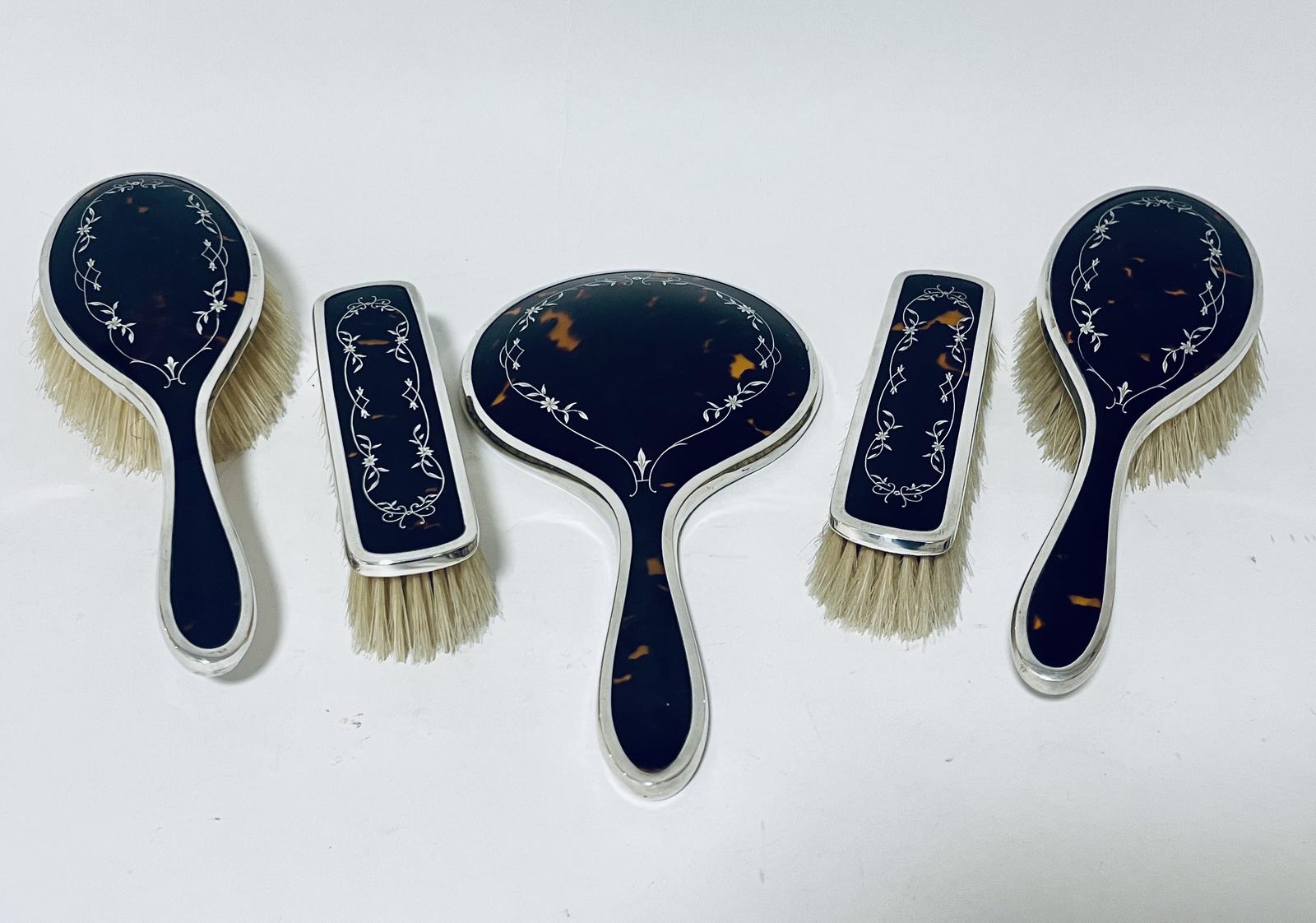 5 Piece Art Deco Tortoiseshell & Silver Vanity Set (1 of 14) 5 Piece Art Deco Tortoiseshell & Silver Vanity Set (1 of 14)