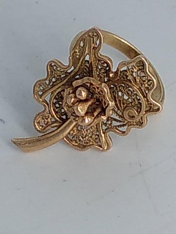 South African 18c Gold Ring (1 of 5) South African 18c Gold Ring (1 of 5)