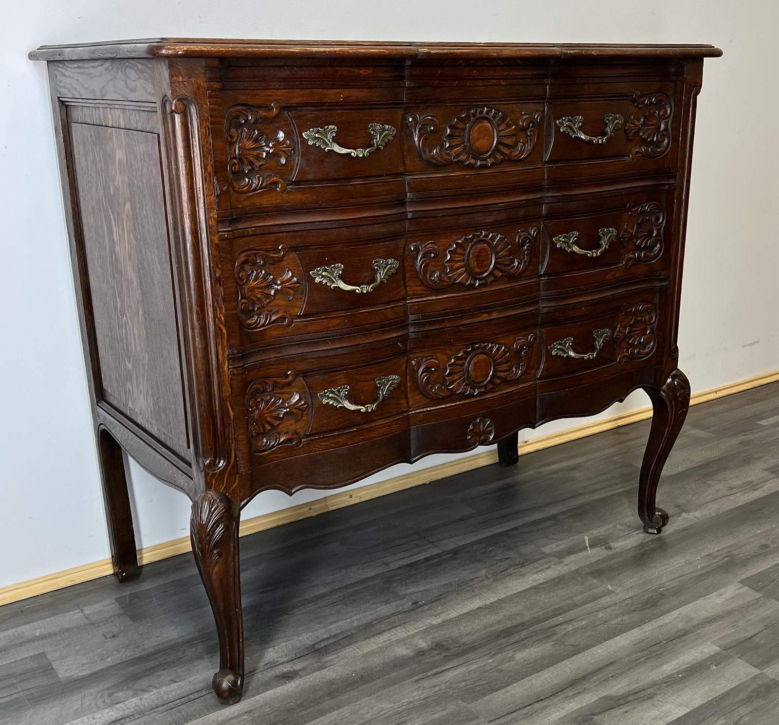 Vintage French Chest of Drawers / Sideboard (1 of 7) Vintage French Chest of Drawers / Sideboard (1 of 7)