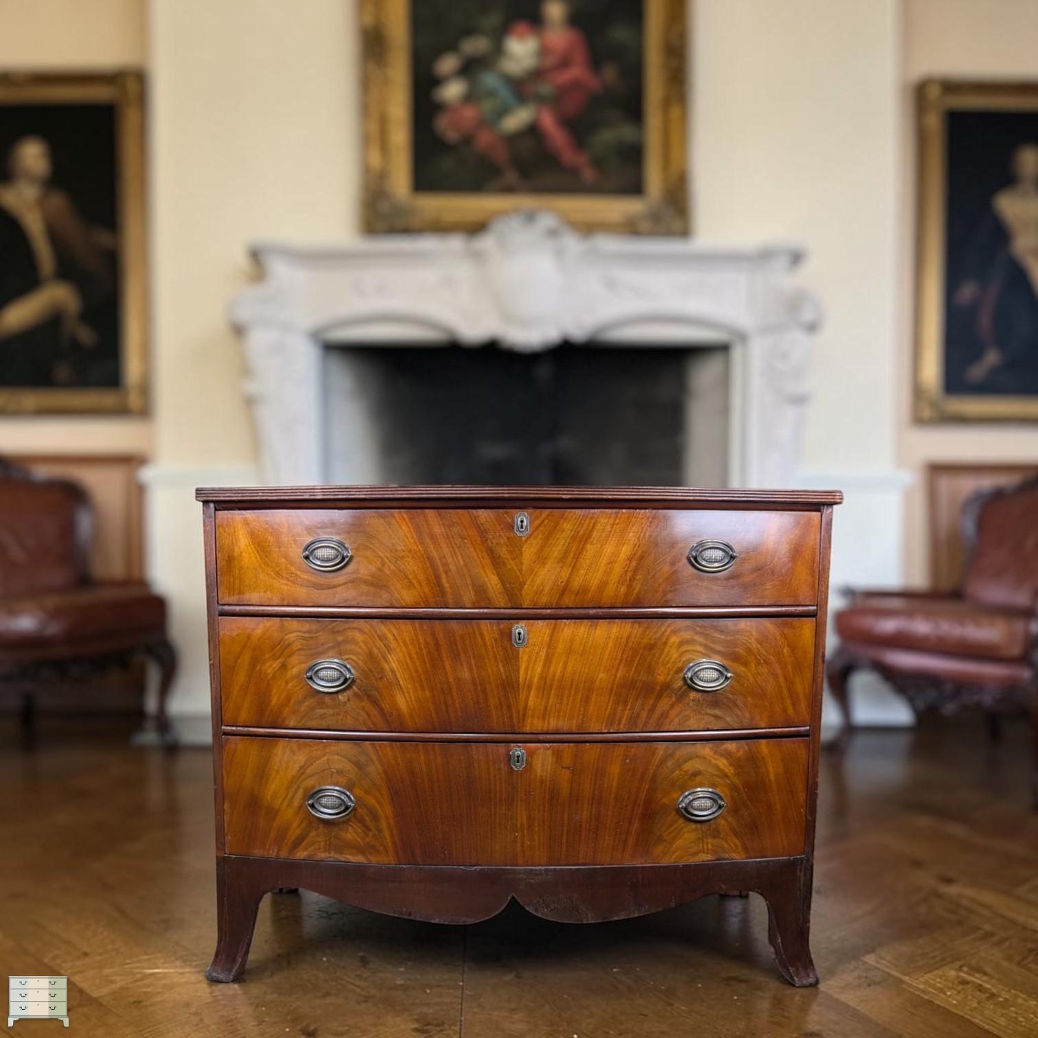 Mid 19th Century Mahogany Three Drawer Bow Chest (1 of 8) Mid 19th Century Mahogany Three Drawer Bow Chest (1 of 8)