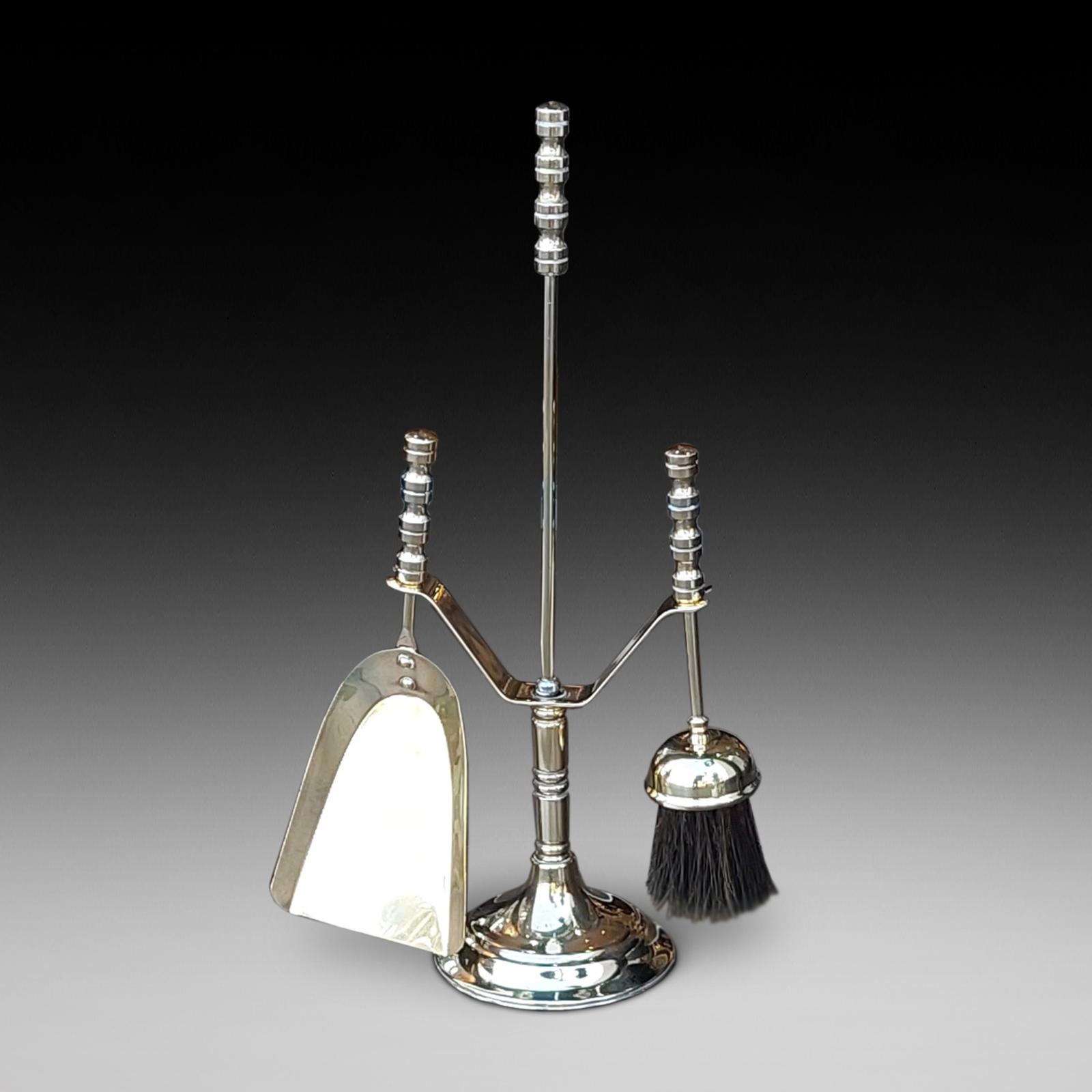 Early 20th Century Brass Fireside Companion Set (1 of 5) Early 20th Century Brass Fireside Companion Set (1 of 5)