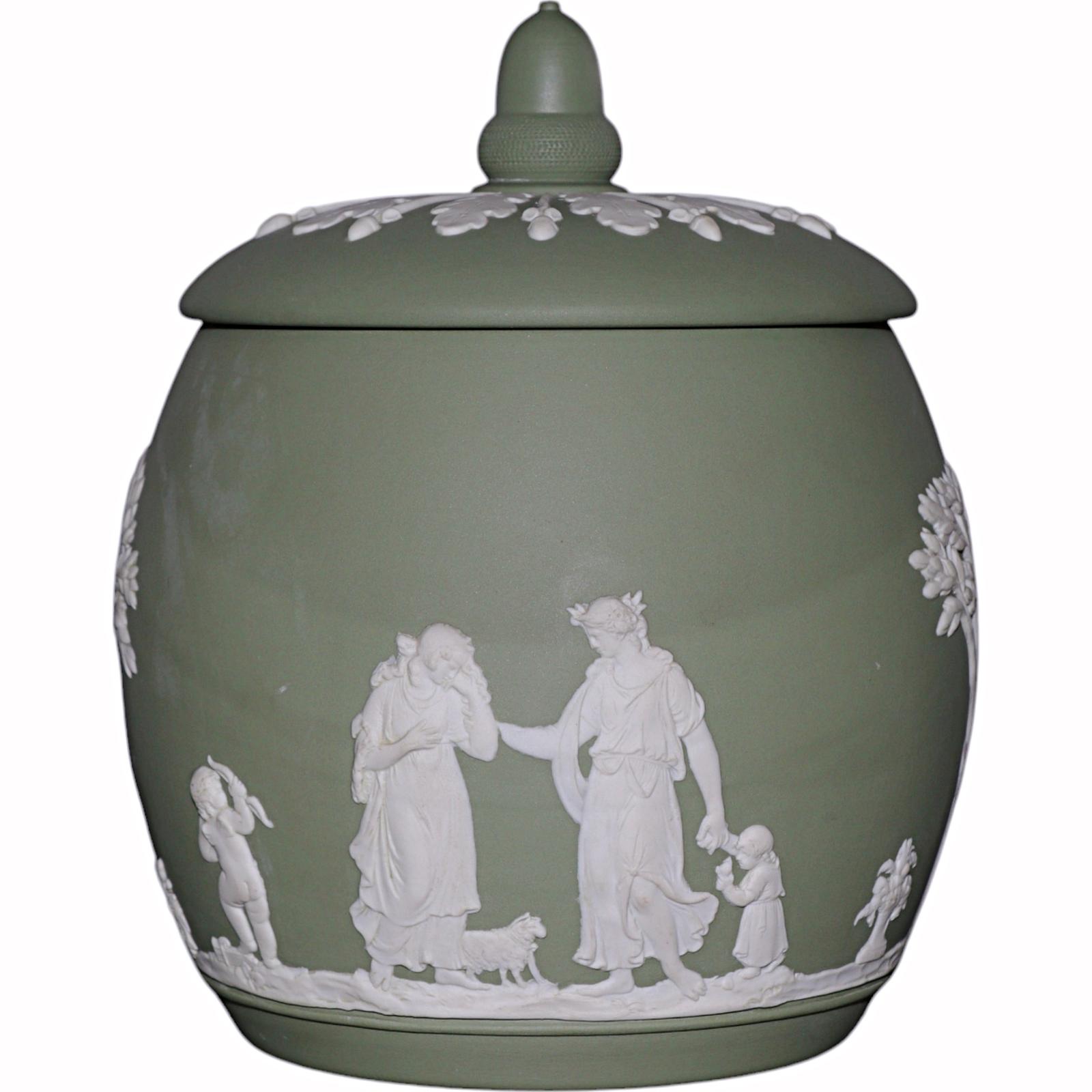 Wedgewood Green Jasper Biscuit Barrel (1 of 13)