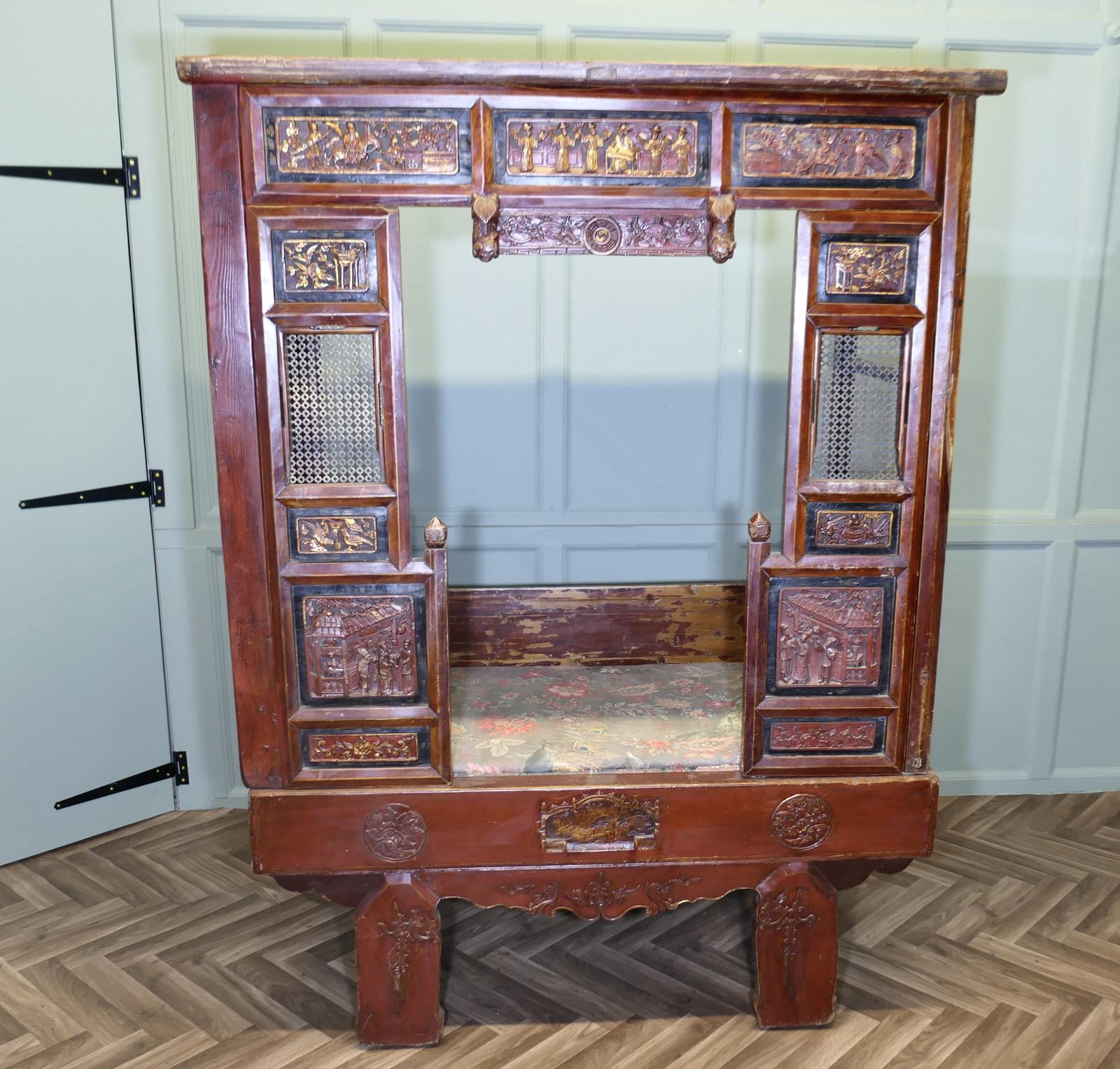 Red Lacquered Opium Bed or Wedding Bed (1 of 12)