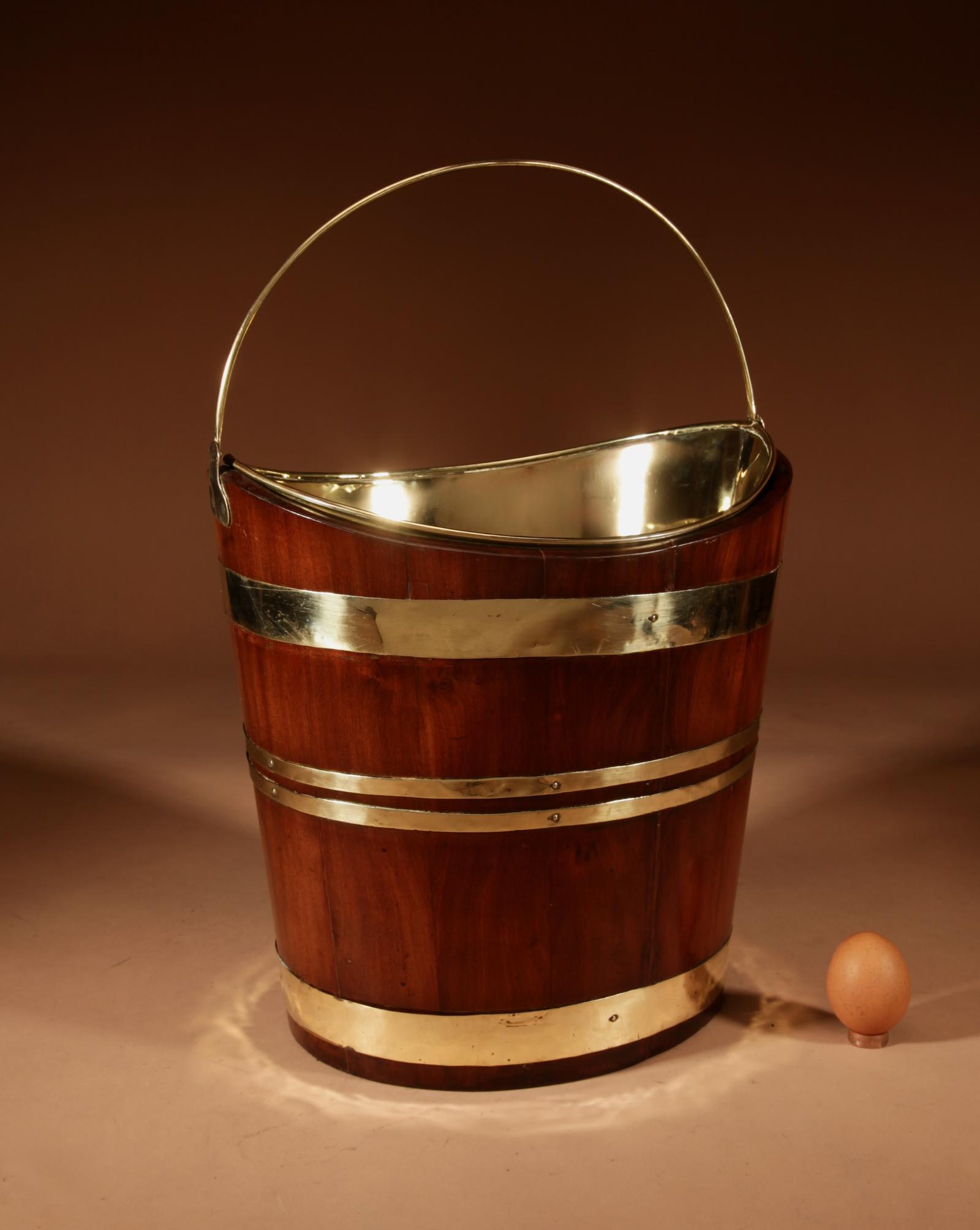 Fine Quality Mahogany Brass Bound Boat (Schuitje) Shaped Peat Bucket Tea Stove Jardinière (1 of 6) Fine Quality Mahogany Brass Bound Boat (Schuitje) Shaped Peat Bucket Tea Stove Jardinière (1 of 6)