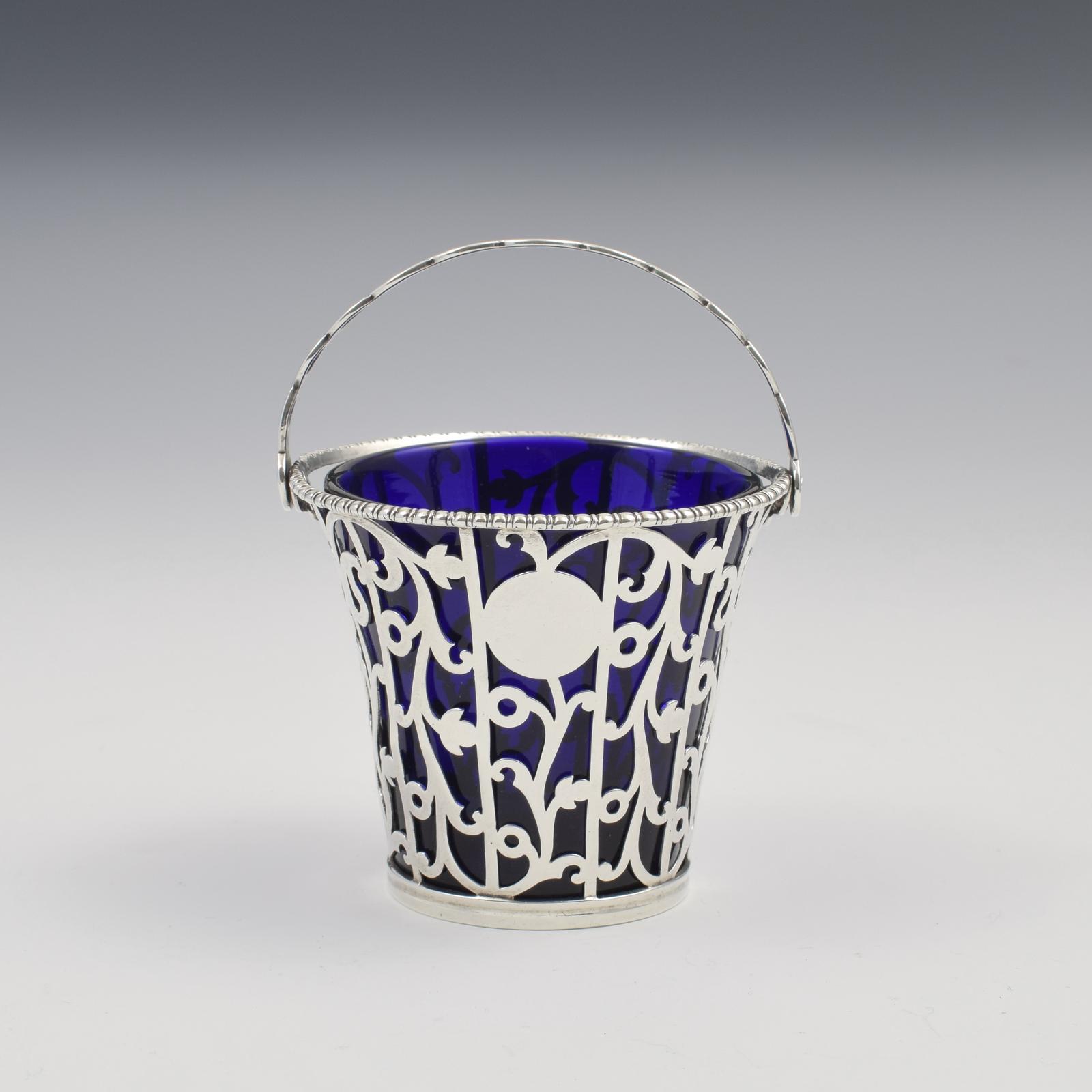 Fine Georgian Pierced Silver Sugar Basket / Cream Pail 1769 (1 of 9)
