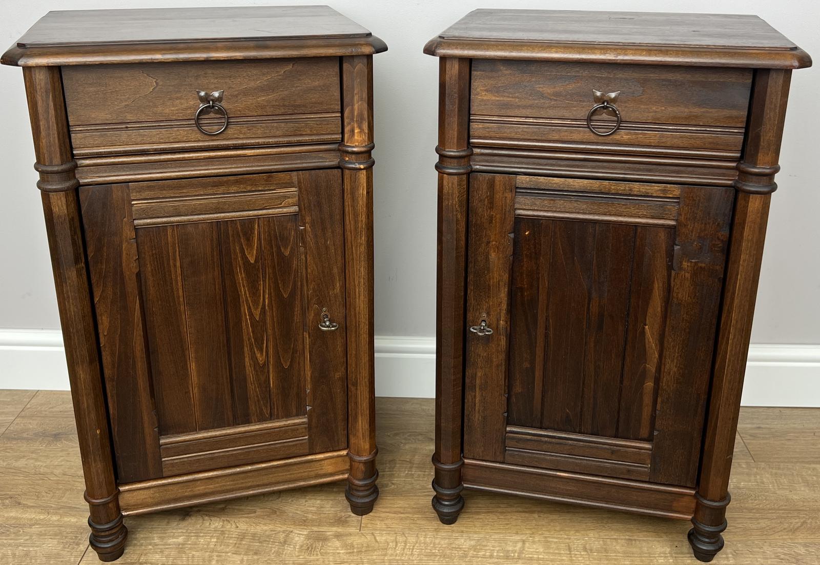 Pair of Bedside Tables Vintage French Style Nightstands Carved Cabinets (1 of 14) Pair of Bedside Tables Vintage French Style Nightstands Carved Cabinets (1 of 14)