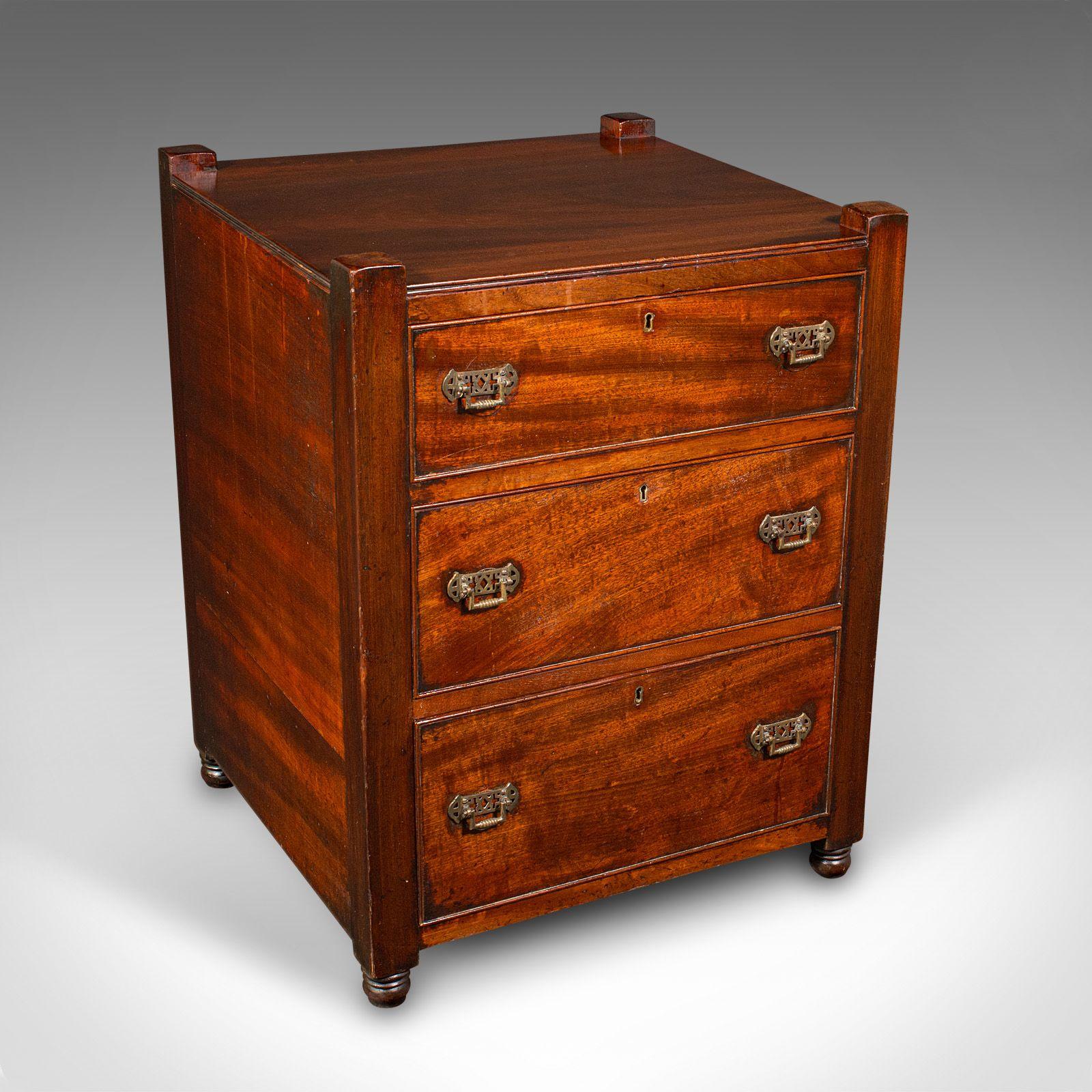 Antique Gentleman's Nightstand, English, Bedside Chest of Drawers, Georgian (1 of 9)