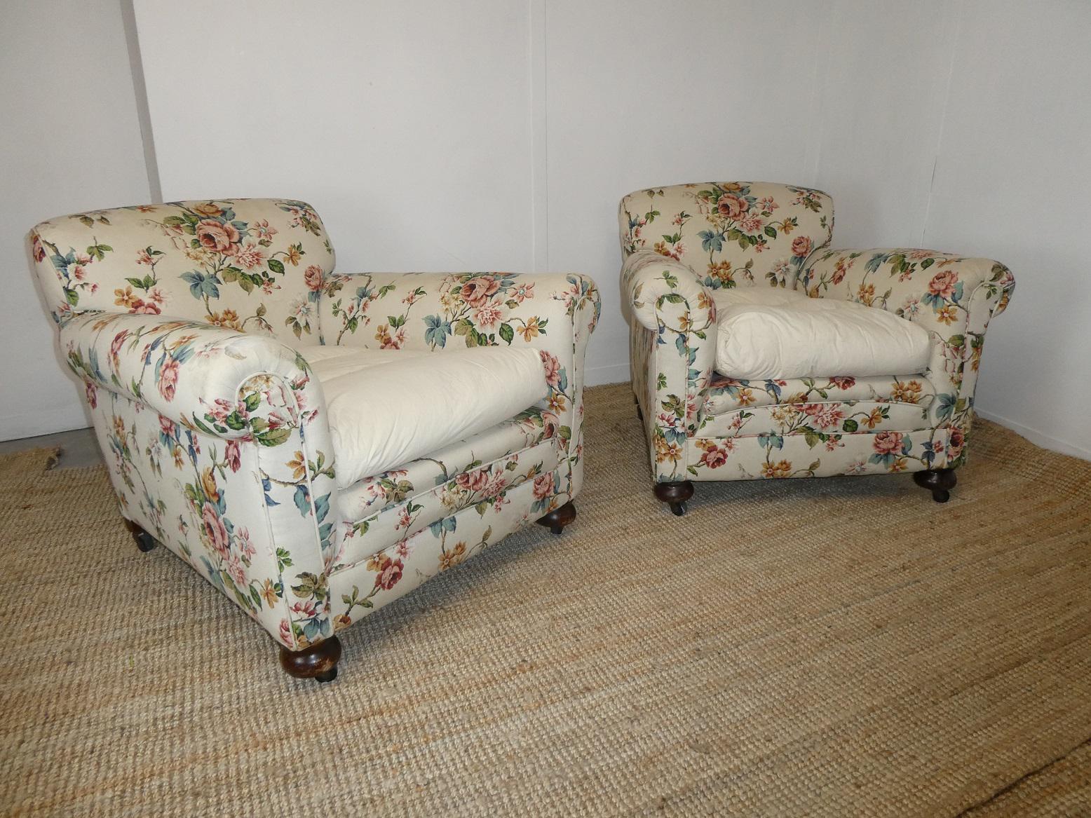 Large Pair of Deep Seated Armchairs c.1910 (1 of 9) Large Pair of Deep Seated Armchairs c.1910 (1 of 9)