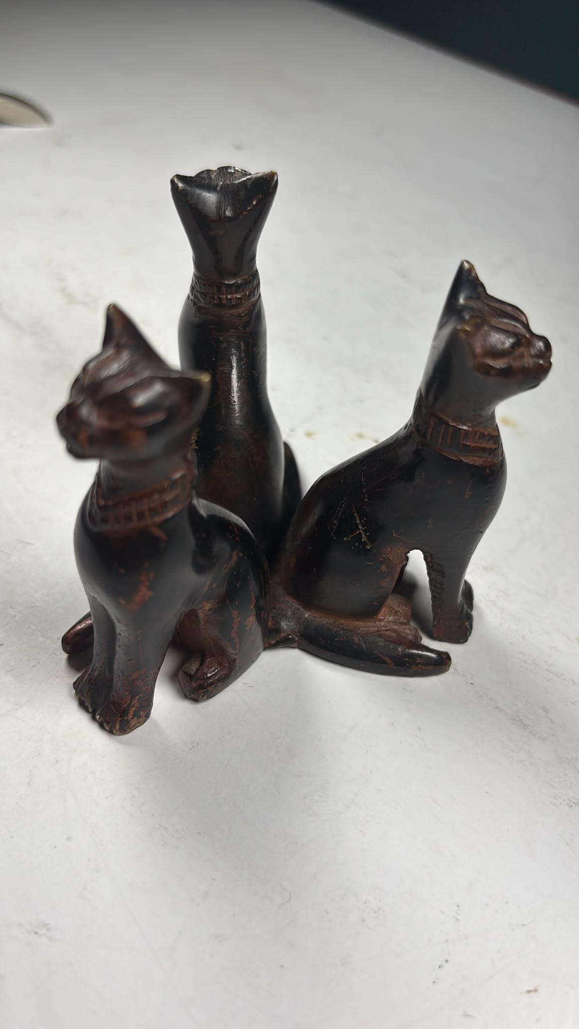 Bronze Ornament of 3 Seated Cats Dating from Art Deco Period (1 of 3) Bronze Ornament of 3 Seated Cats Dating from Art Deco Period (1 of 3)