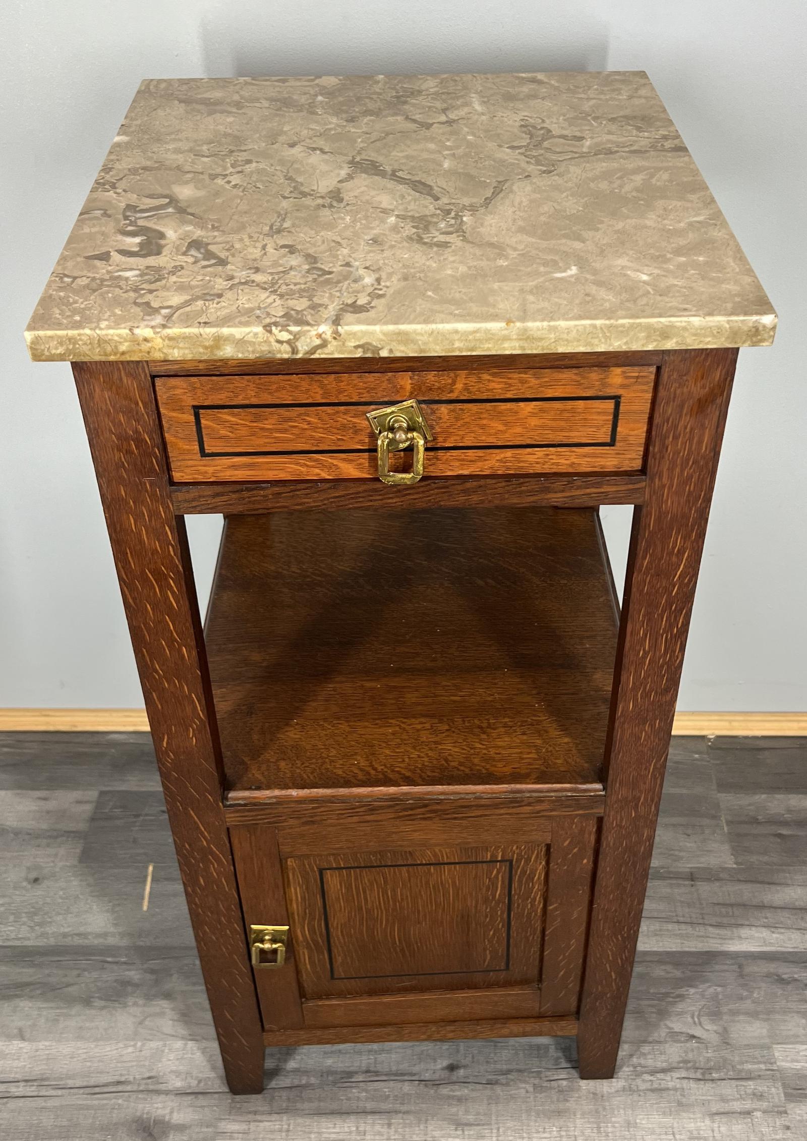 Antique French Oak Bedside Table Marble Top Cupboard Cabinet Nightstand LOT 3967 (1 of 10) Antique French Oak Bedside Table Marble Top Cupboard Cabinet Nightstand LOT 3967 (1 of 10)