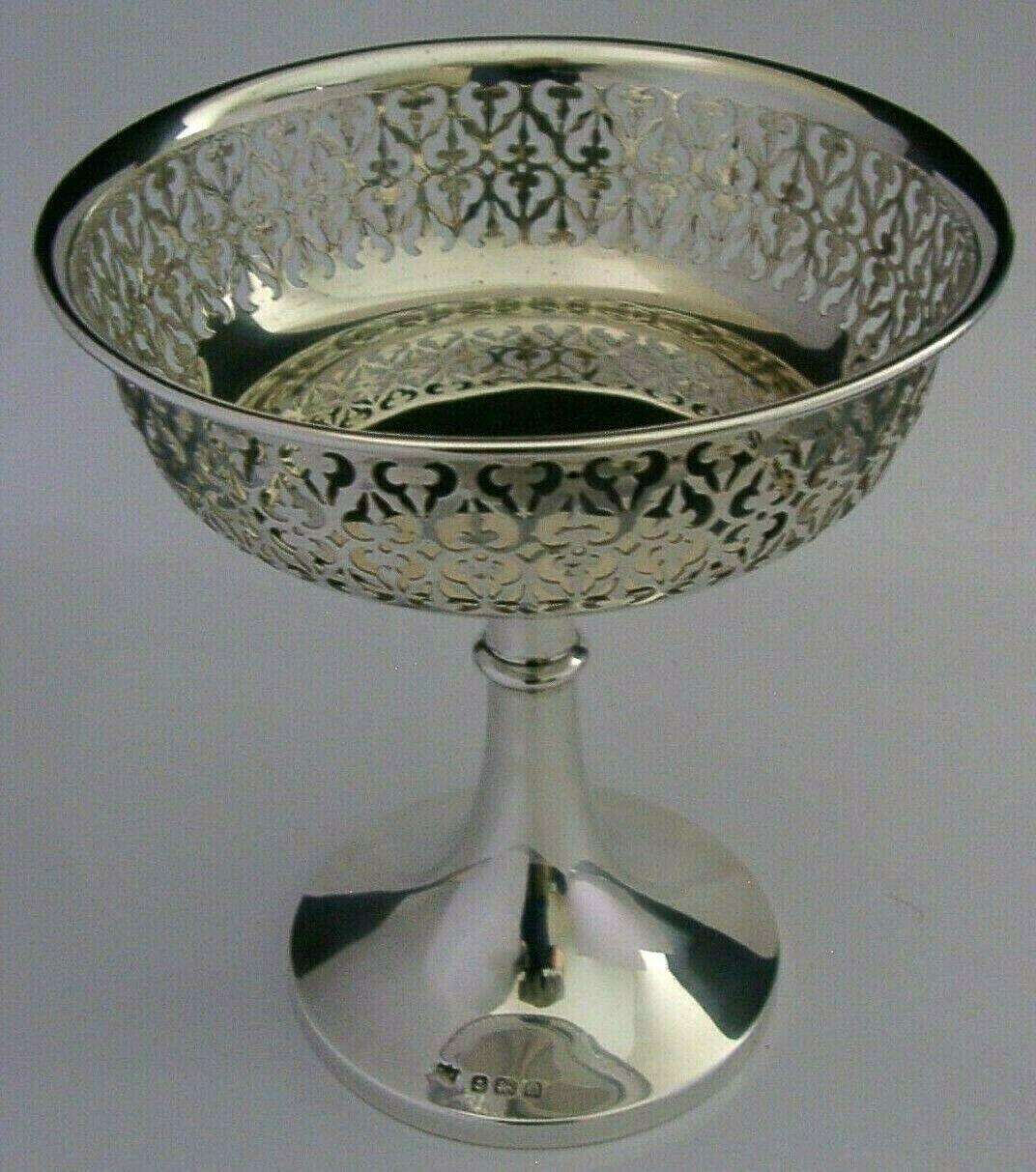 English Solid Sterling Silver Pedestal Bowl Tazza Stand 1911 (1 of 9) English Solid Sterling Silver Pedestal Bowl Tazza Stand 1911 (1 of 9)