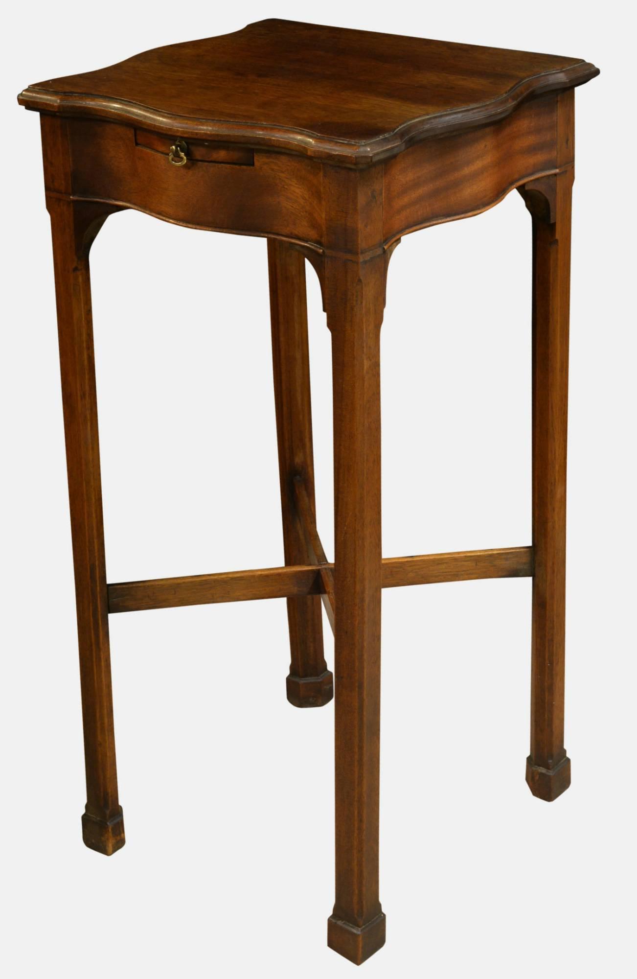 Late Victorian Mahogany Kettle Stand (1 of 1) Late Victorian Mahogany Kettle Stand (1 of 1)