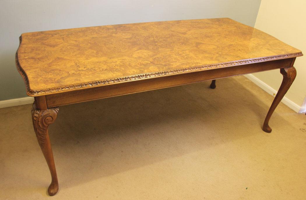 Burr Walnut Queen Anne Style Dining Table (1 of 10)