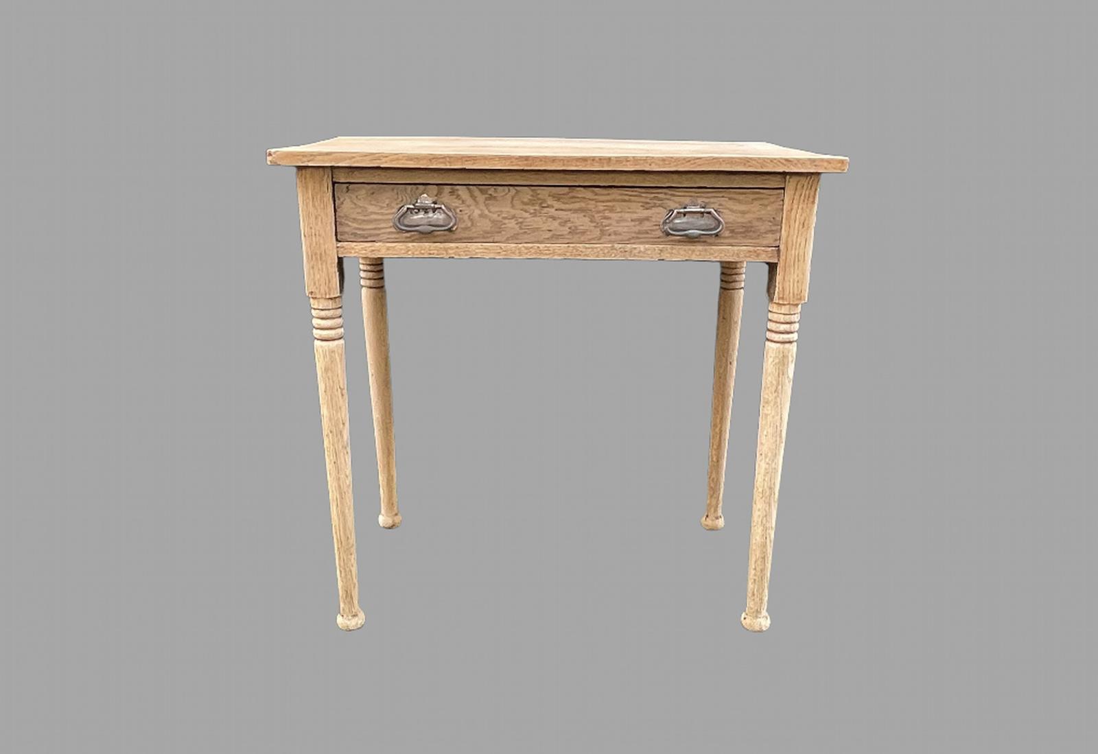 Lovely Oak 19th Century Side Table with Drawer (1 of 4) Lovely Oak 19th Century Side Table with Drawer (1 of 4)