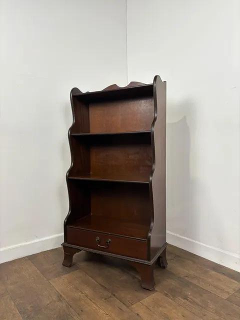Vintage Mahogany Four Shelf Waterfall Bookcase (1 of 13) Vintage Mahogany Four Shelf Waterfall Bookcase (1 of 13)